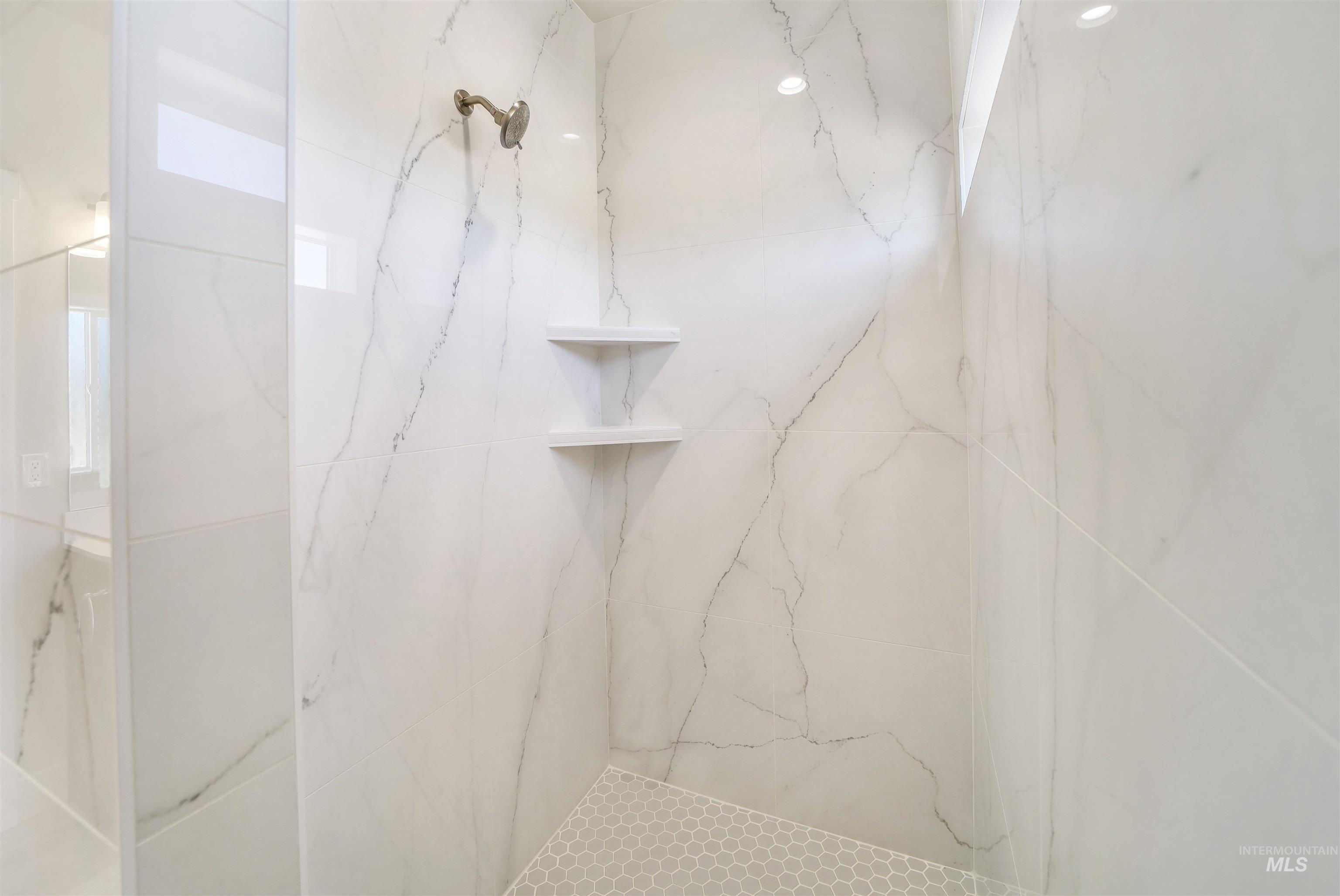 1512 Bird Farm Dr., Jerome, Idaho 83338, 3 Bedrooms, 3 Bathrooms, Residential For Sale, Price $429,000,MLS 98964737