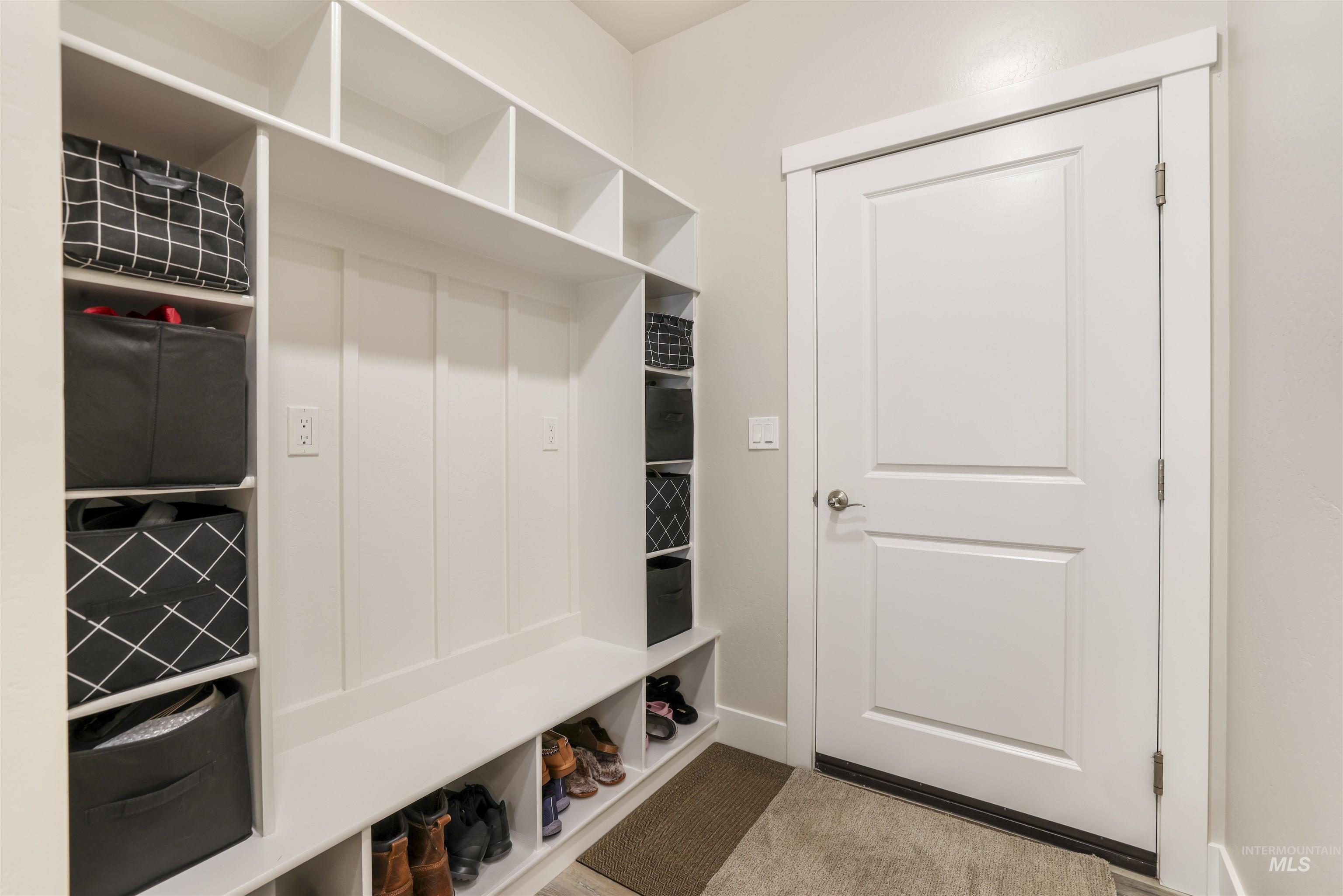 1512 Bird Farm Dr., Jerome, Idaho 83338, 3 Bedrooms, 2.5 Bathrooms, Residential For Sale, Price $429,000, 98964737