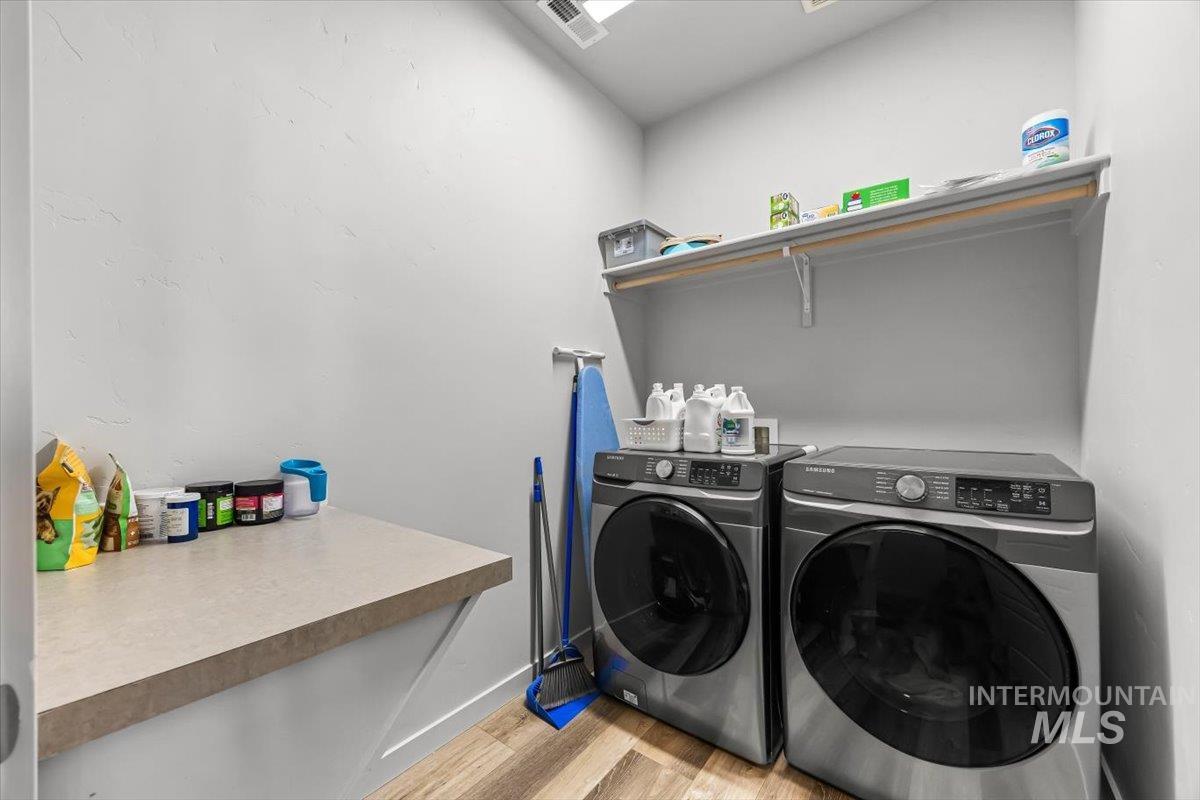 15365 Lutsen Ave, Caldwell, Idaho 83607, 4 Bedrooms, 2 Bathrooms, Residential For Sale, Price $475,000,MLS 98964752