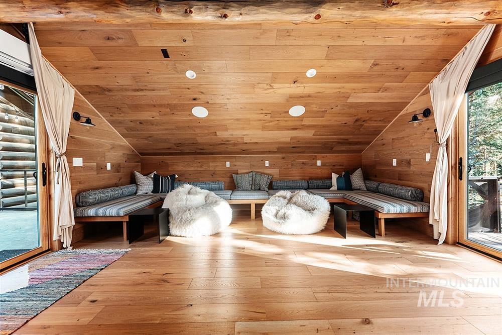 305 Blackhawk Lake Dr., McCall, Idaho 83638, 6 Bedrooms, 4 Bathrooms, Residential For Sale, Price $4,990,000,MLS 98964754