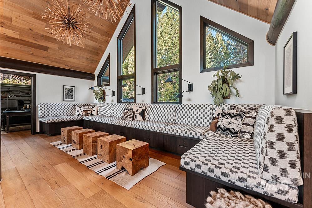 305 Blackhawk Lake Dr., McCall, Idaho 83638, 6 Bedrooms, 4 Bathrooms, Residential For Sale, Price $4,990,000,MLS 98964754