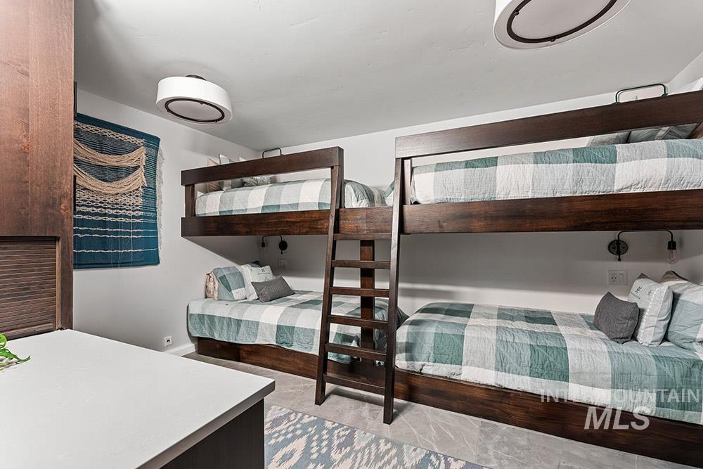 305 Blackhawk Lake Dr., McCall, Idaho 83638, 6 Bedrooms, 4 Bathrooms, Residential For Sale, Price $4,990,000,MLS 98964754