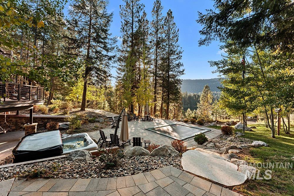 305 Blackhawk Lake Dr., McCall, Idaho 83638, 6 Bedrooms, 4 Bathrooms, Residential For Sale, Price $4,990,000,MLS 98964754
