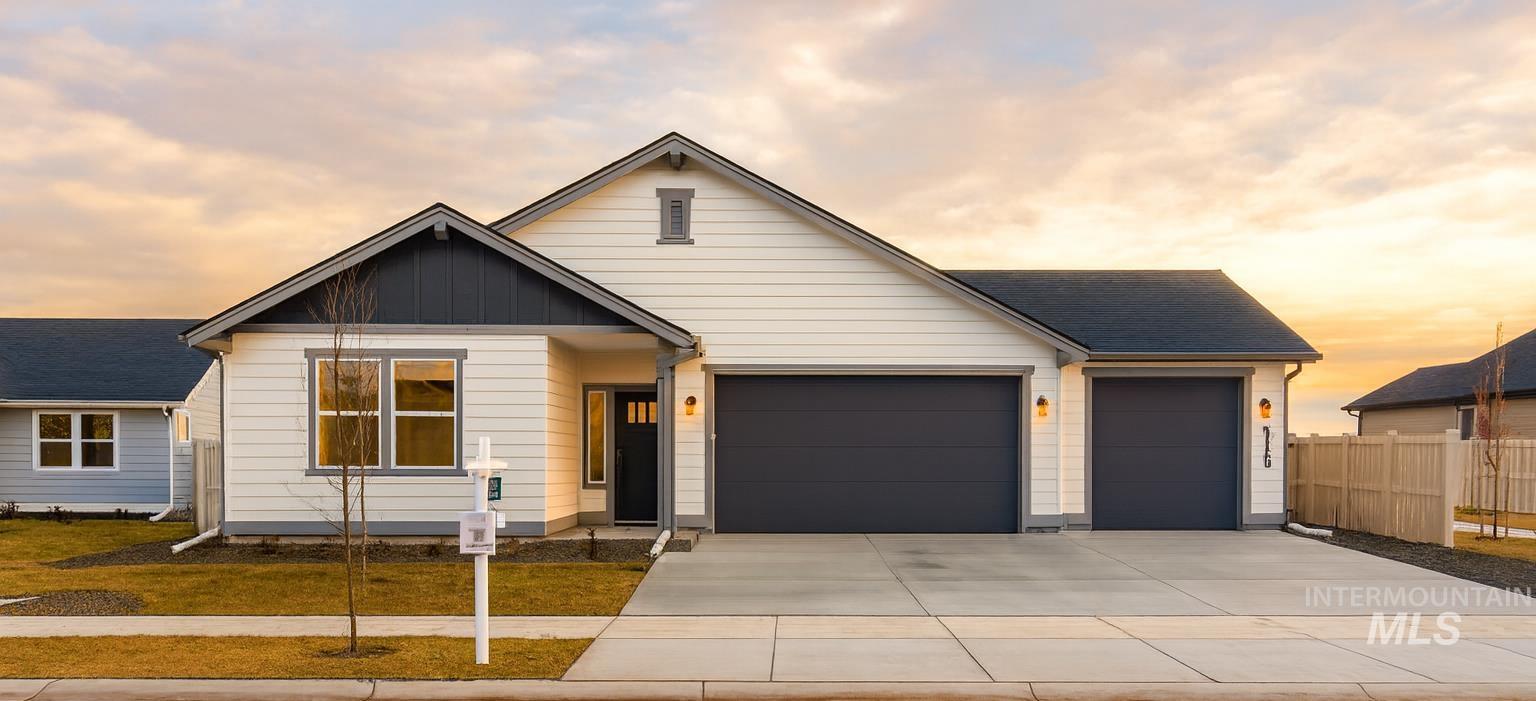 5129 E Pepper St, Nampa, Idaho 83687, 3 Bedrooms, 2 Bathrooms, Residential For Sale, Price $479,990,MLS 98964758