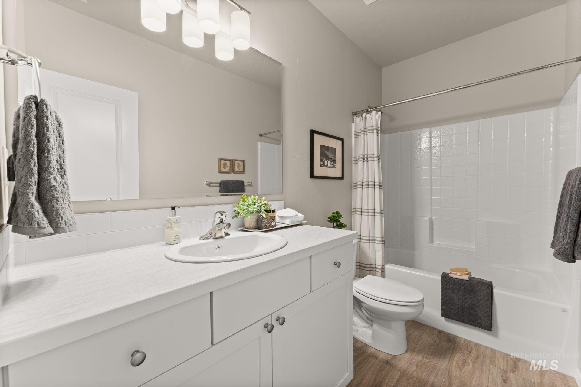 5129 E Pepper St, Nampa, Idaho 83687, 3 Bedrooms, 2 Bathrooms, Residential For Sale, Price $479,990,MLS 98964758