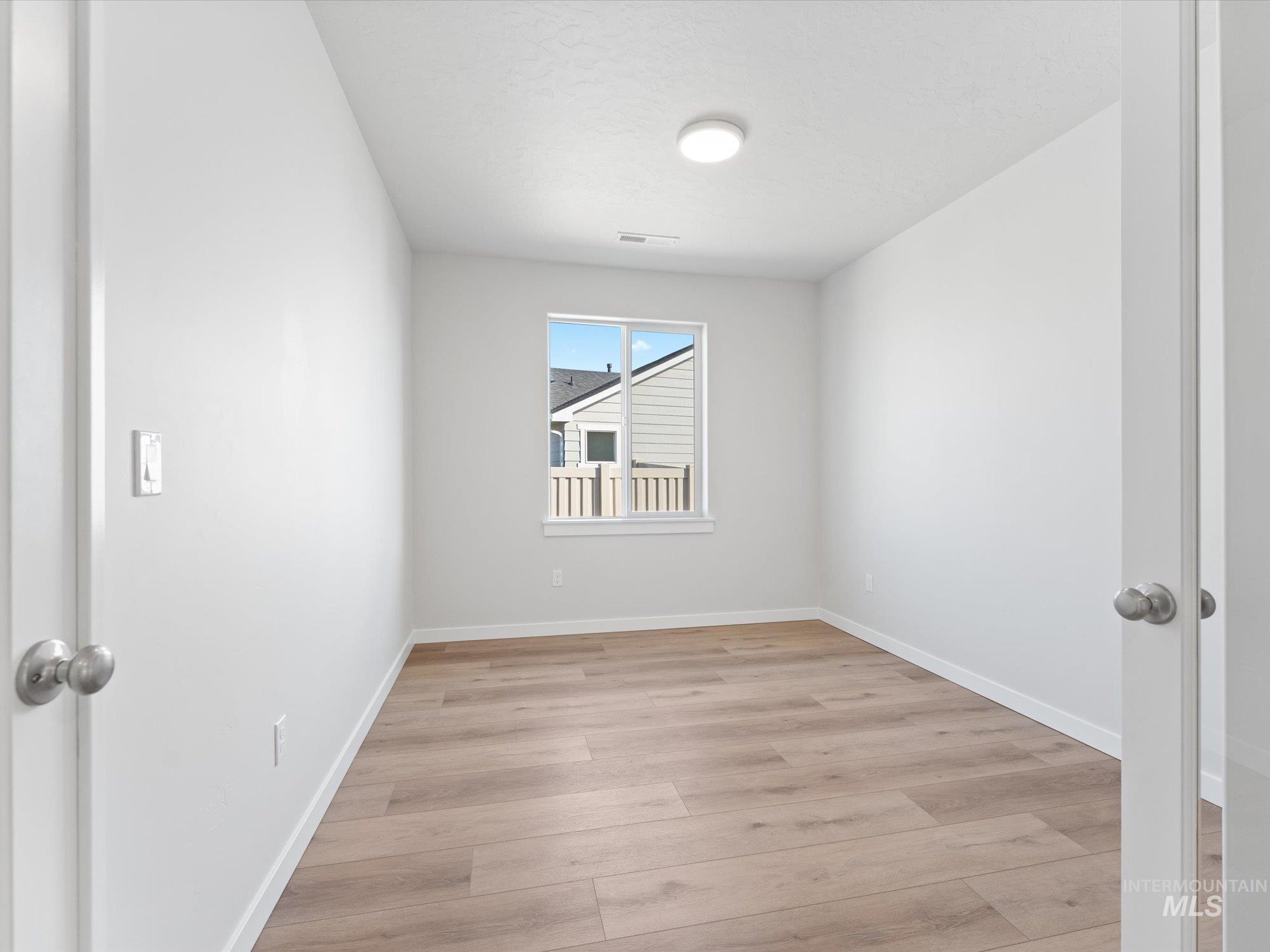 5129 E Pepper St, Nampa, Idaho 83687, 3 Bedrooms, 2 Bathrooms, Residential For Sale, Price $479,990, 98964758