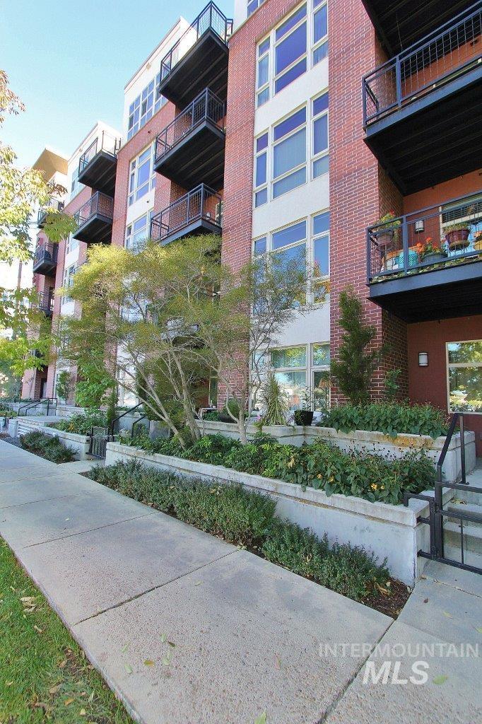 406 S 13th, Boise, Idaho 83702, 1 Bedroom, 1 Bathroom, Residential For Sale, Price $410,000,MLS 98964771