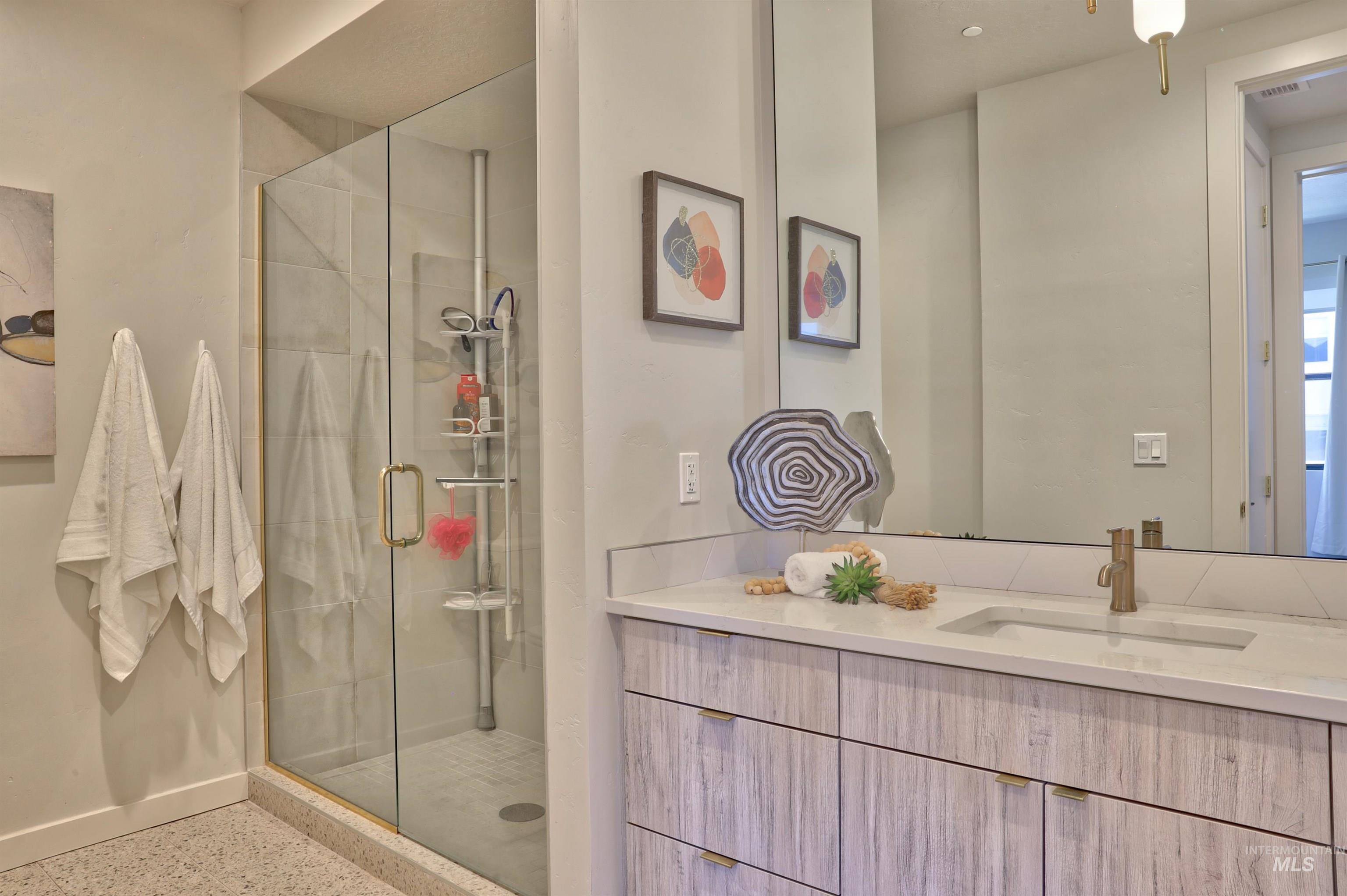 3850 E Haystack St, Boise, Idaho 83716, 1 Bedroom, 1 Bathroom, Residential For Sale, Price $369,900,MLS 98964795