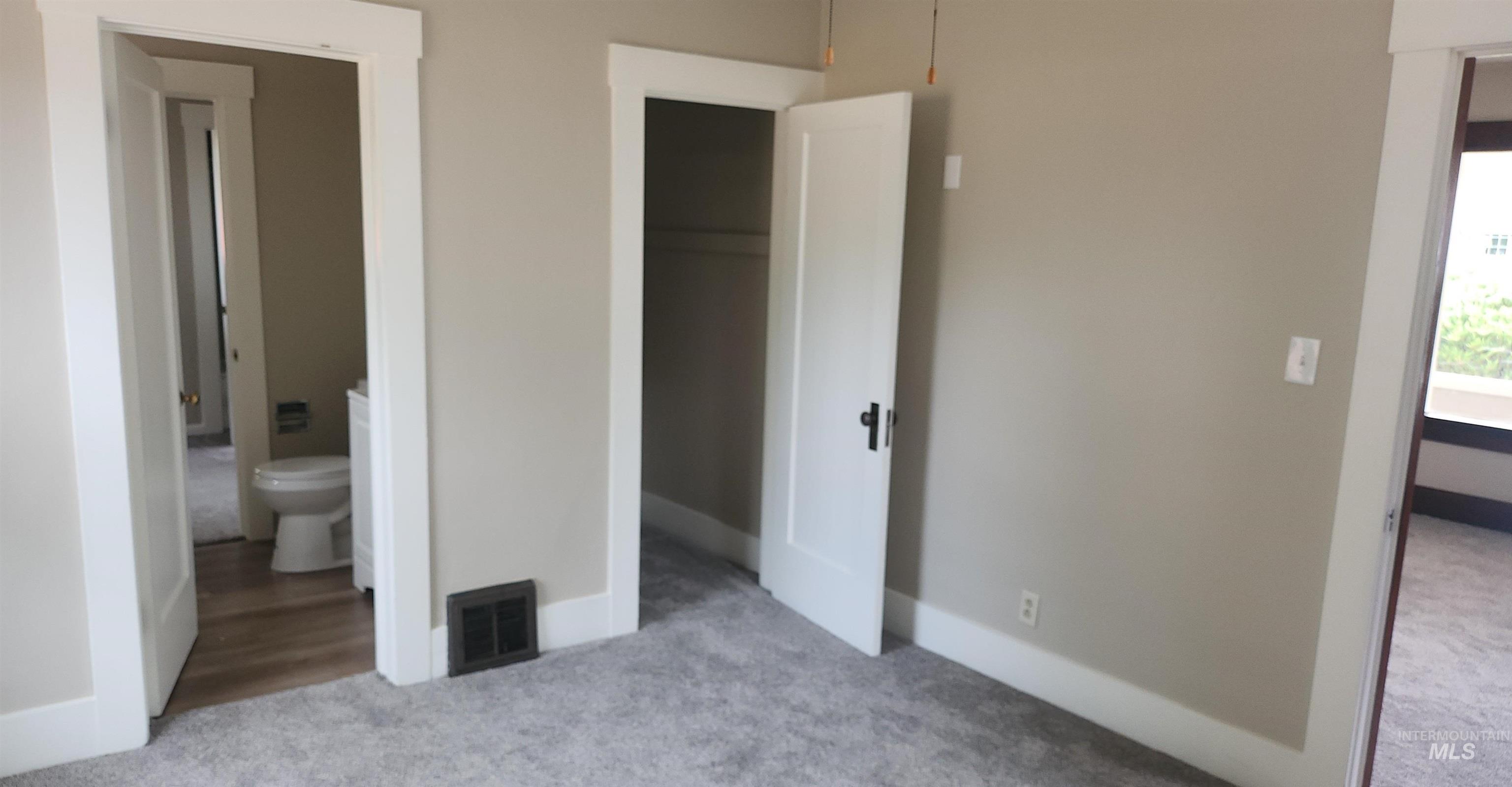 1123 9th Ave. East, Twin Falls, Idaho 83301, 2 Bedrooms, 1 Bathroom, Residential For Sale, Price $229,000,MLS 98964801