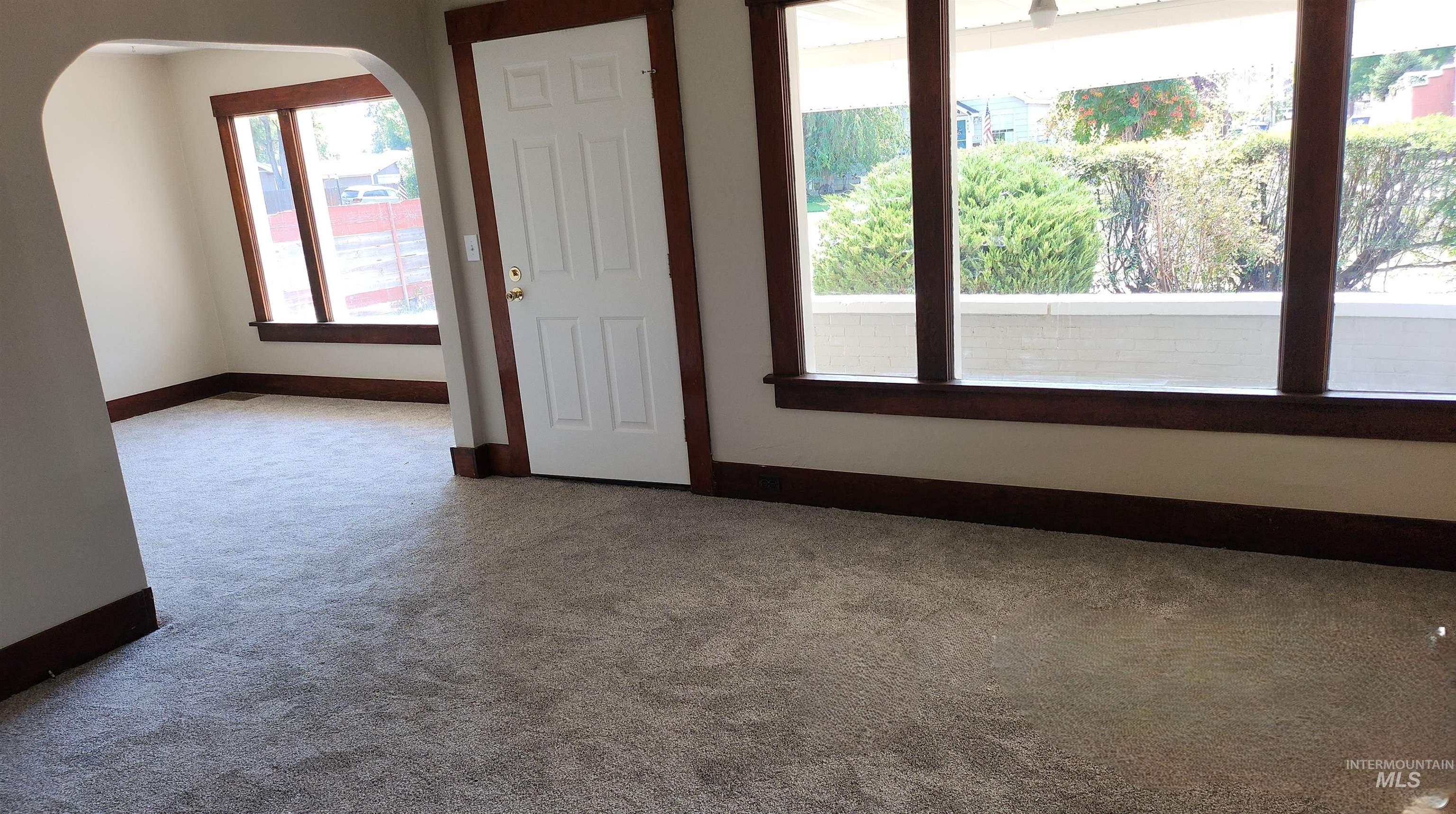 1123 9th Ave. East, Twin Falls, Idaho 83301, 2 Bedrooms, 1 Bathroom, Residential For Sale, Price $229,000,MLS 98964801