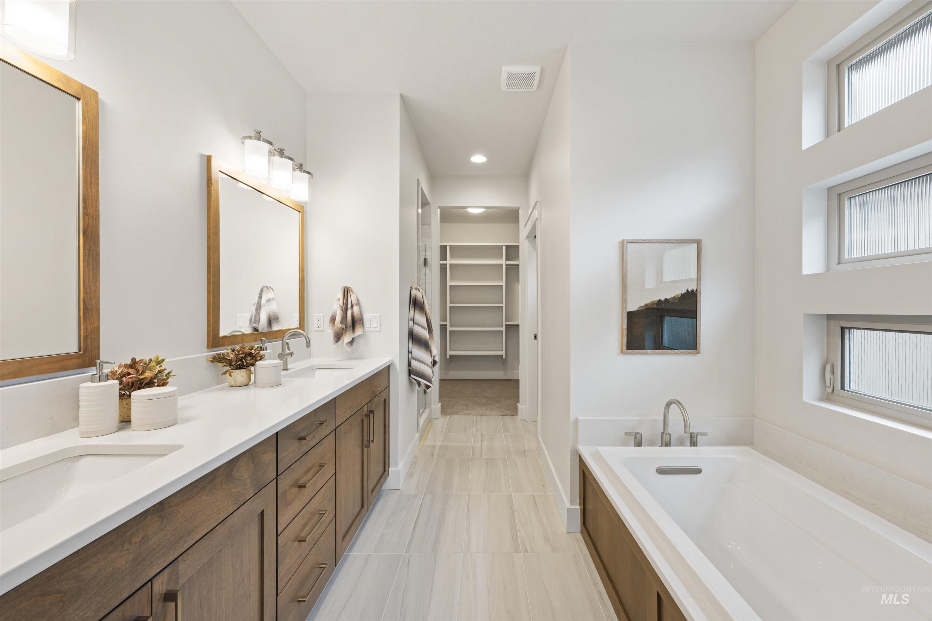 1106 E Rockhurst Ln, Eagle, Idaho 83616, 3 Bedrooms, 2.5 Bathrooms, Residential For Sale, Price $739,800,MLS 98964815