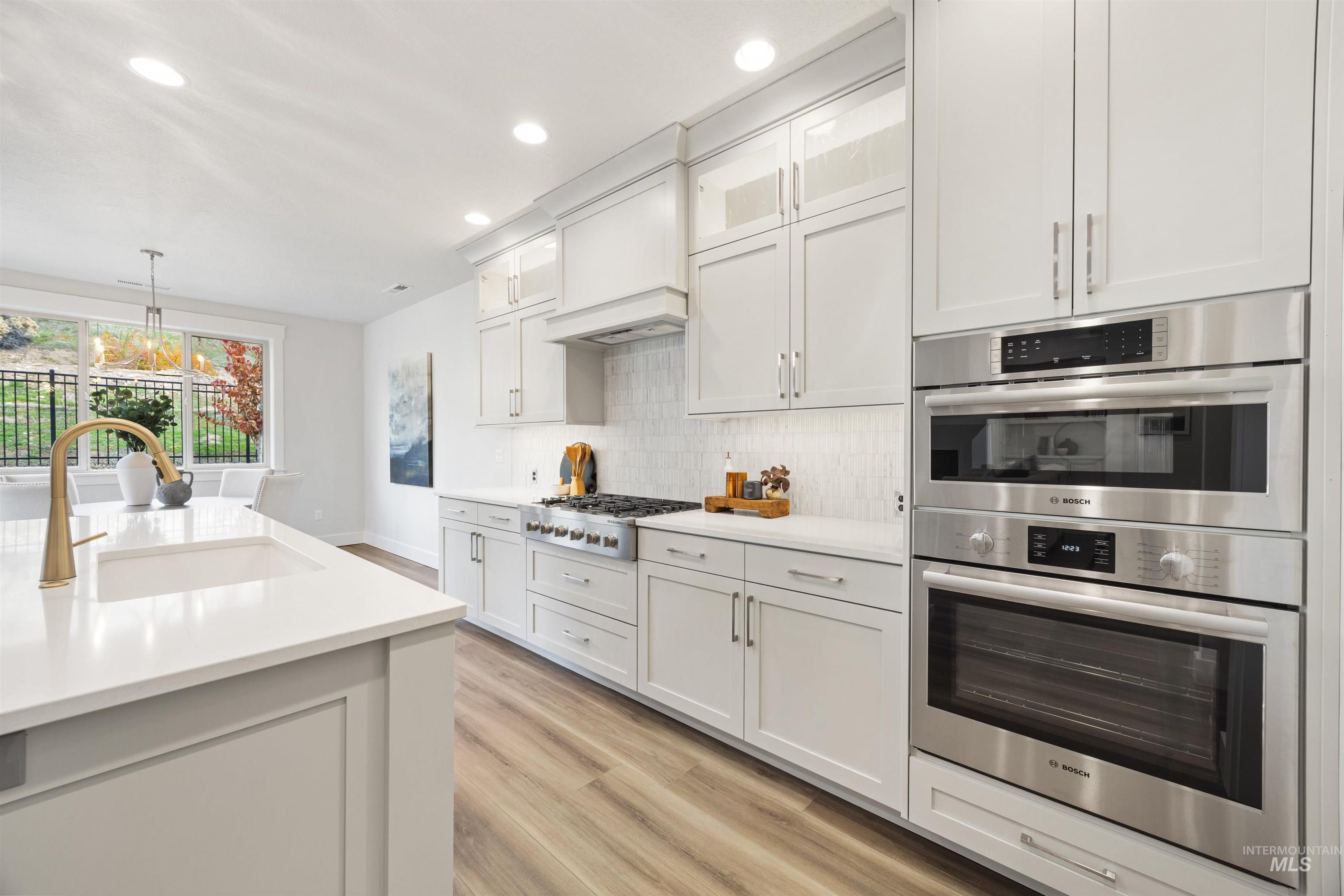 1106 E Rockhurst Ln, Eagle, Idaho 83616, 3 Bedrooms, 2.5 Bathrooms, Residential For Sale, Price $739,800,MLS 98964815