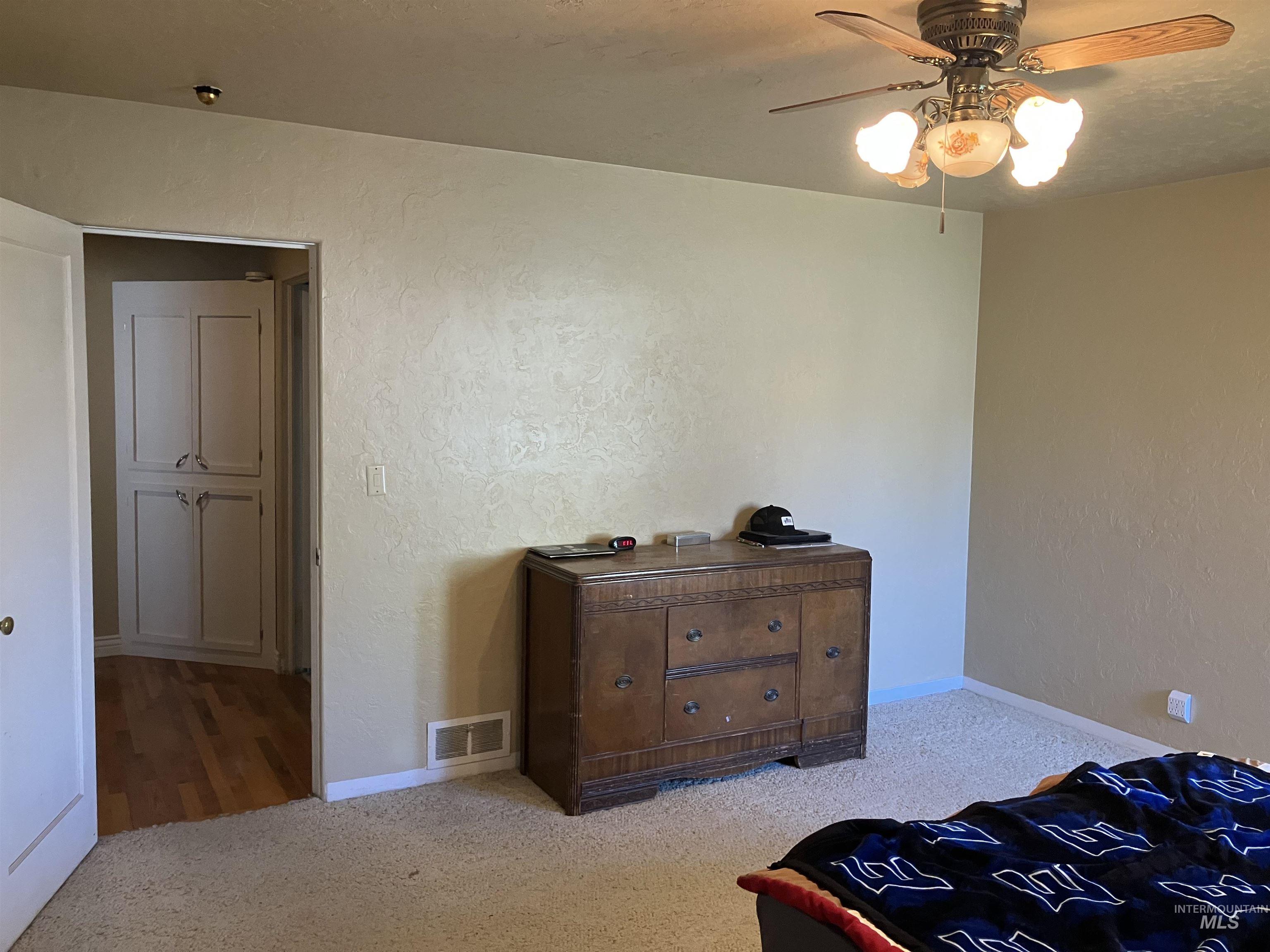 1111 E Main Street, Emmett, Idaho 83617, 3 Bedrooms, 2 Bathrooms, Residential For Sale, Price $425,000,MLS 98964819