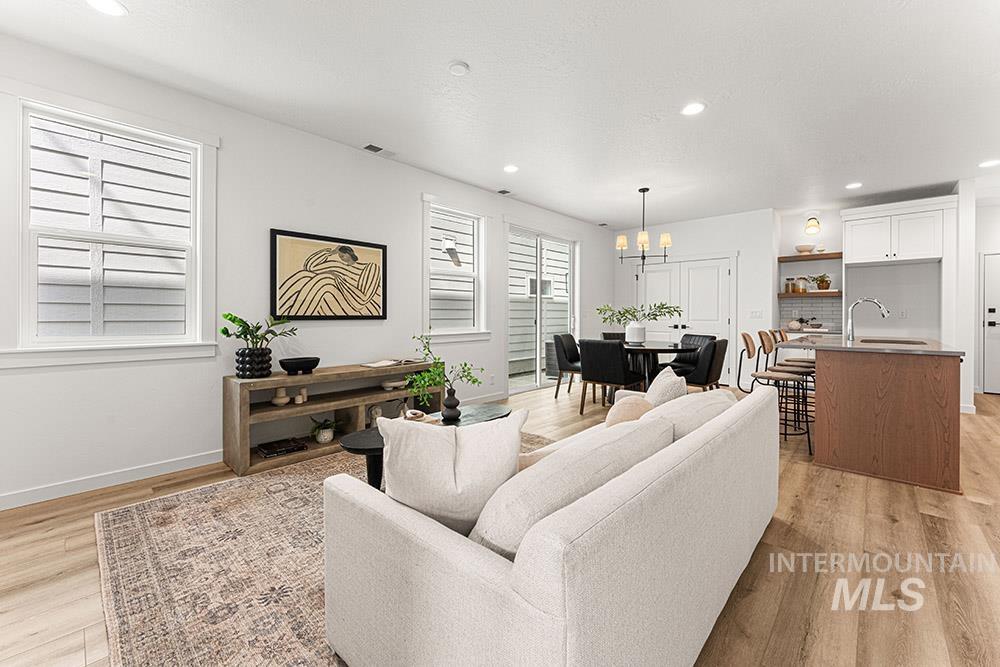 3540 W Anderson St, Boise, Idaho 83703, 4 Bedrooms, 3.5 Bathrooms, Residential For Sale, Price $639,900,MLS 98964821