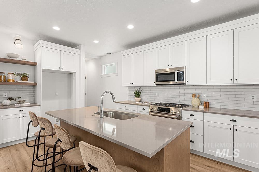 3540 W Anderson St, Boise, Idaho 83703, 4 Bedrooms, 3.5 Bathrooms, Residential For Sale, Price $639,900,MLS 98964821