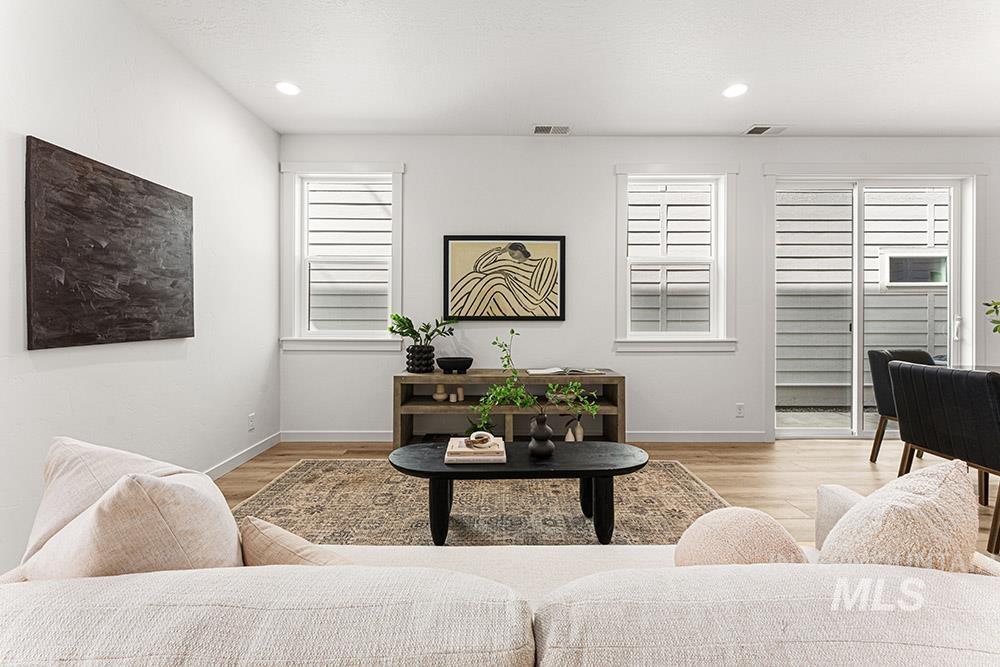 3540 W Anderson St, Boise, Idaho 83703, 4 Bedrooms, 3.5 Bathrooms, Residential For Sale, Price $639,900,MLS 98964821