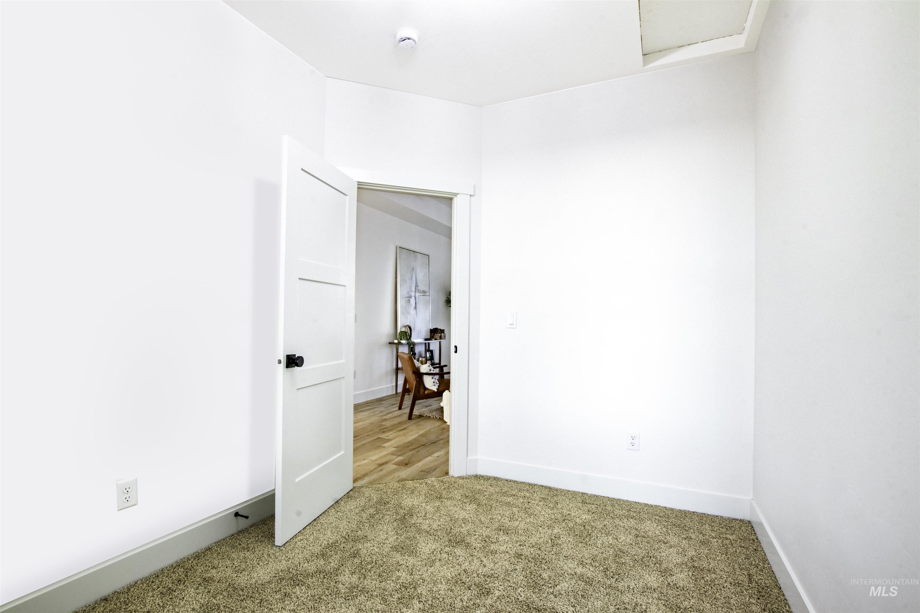 2409 Jackson St N, Jerome, Idaho 83338, 3 Bedrooms, 2 Bathrooms, Residential For Sale, Price $429,000,MLS 98964832