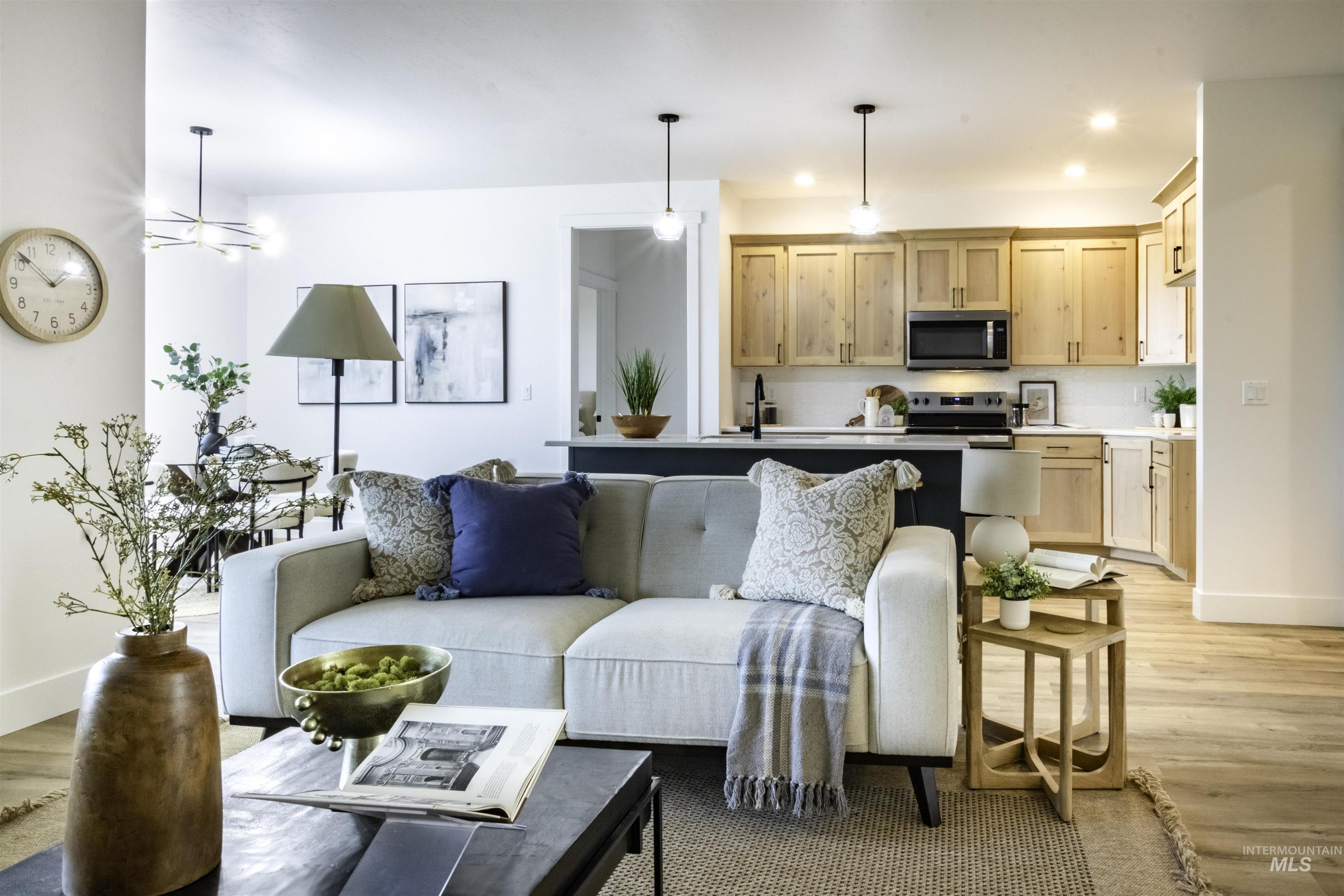 2409 Jackson St N, Jerome, Idaho 83338, 3 Bedrooms, 2 Bathrooms, Residential For Sale, Price $429,000,MLS 98964832