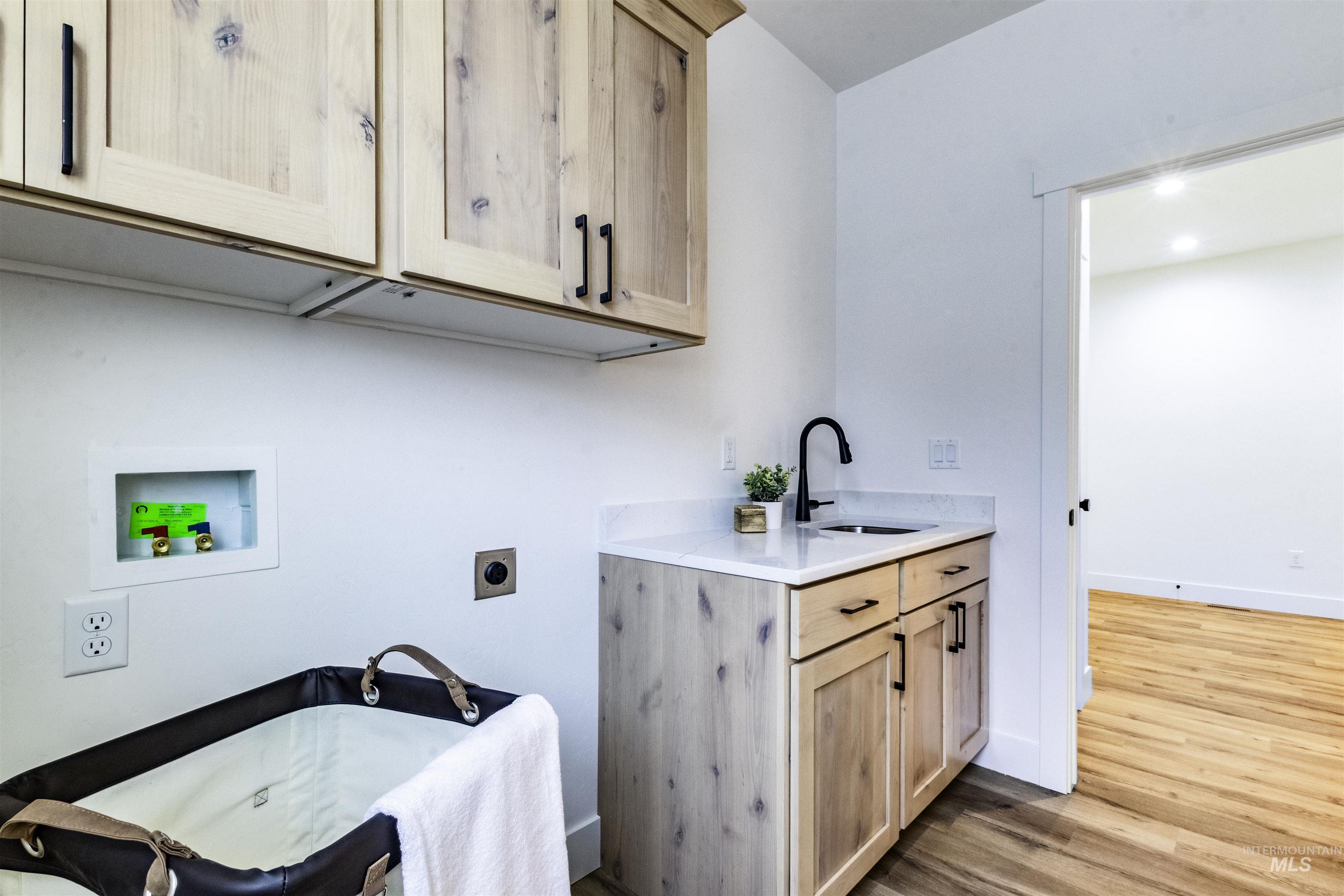 2409 Jackson St N, Jerome, Idaho 83338, 3 Bedrooms, 2 Bathrooms, Residential For Sale, Price $429,000,MLS 98964832