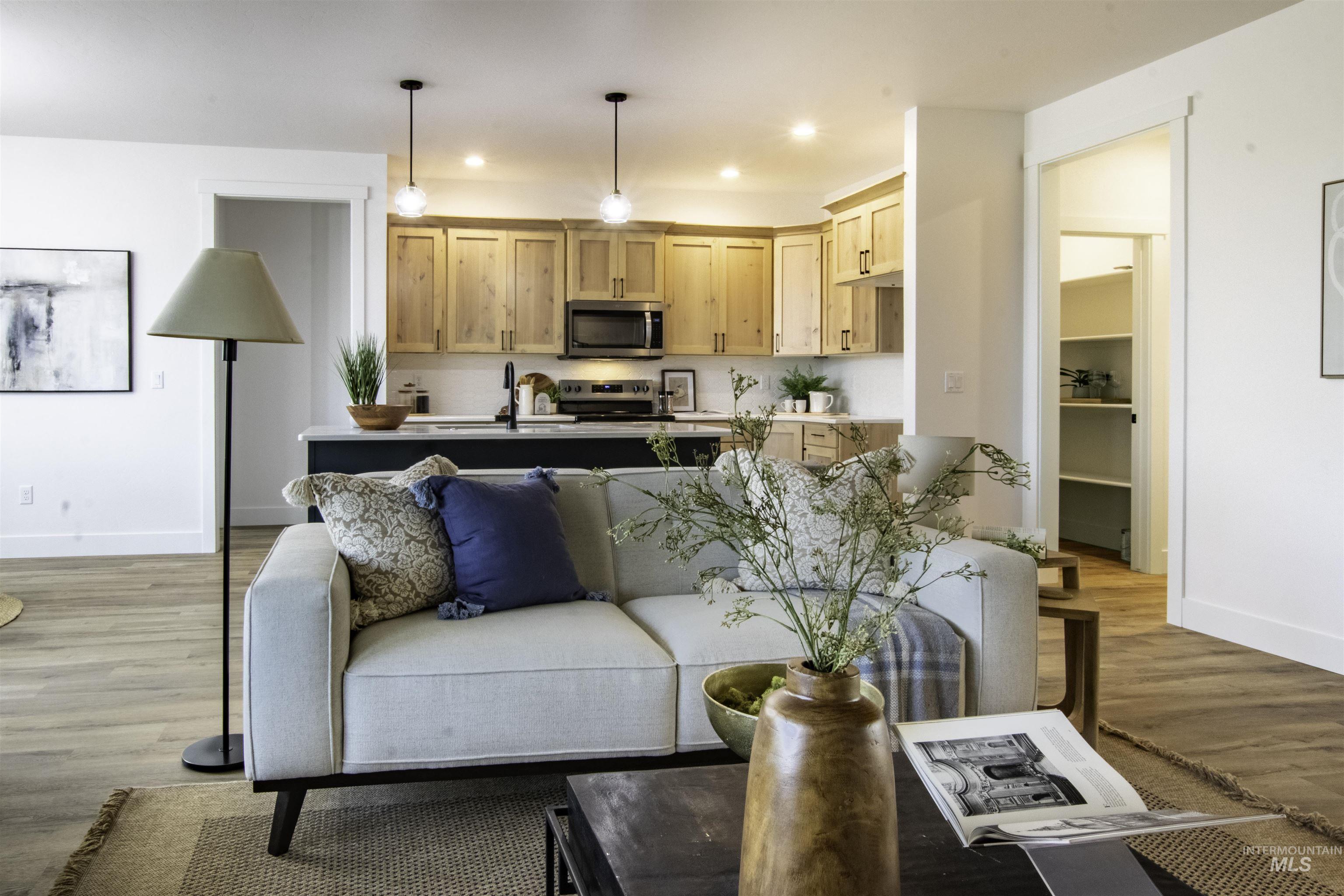 2409 Jackson St N, Jerome, Idaho 83338, 3 Bedrooms, 2 Bathrooms, Residential For Sale, Price $429,000,MLS 98964832