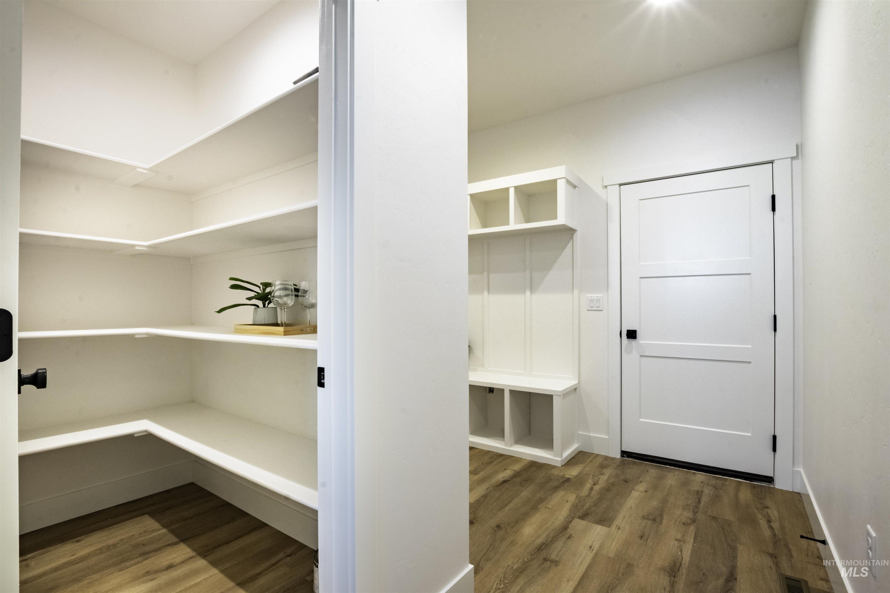 2409 Jackson St N, Jerome, Idaho 83338, 3 Bedrooms, 2 Bathrooms, Residential For Sale, Price $429,000,MLS 98964832