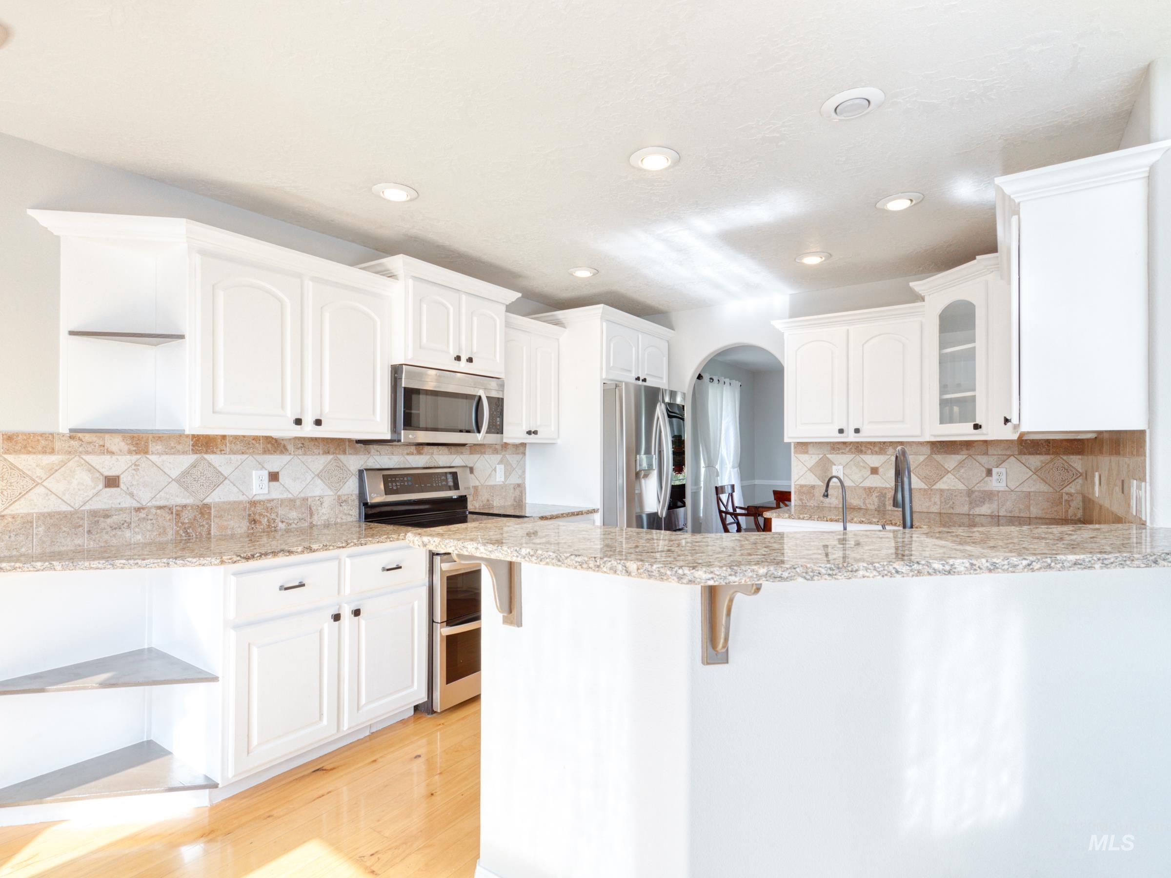 16277 Sand Hollow Rd, Caldwell, Idaho 83607, 6 Bedrooms, 3.5 Bathrooms, Residential For Sale, Price $849,000,MLS 98964843