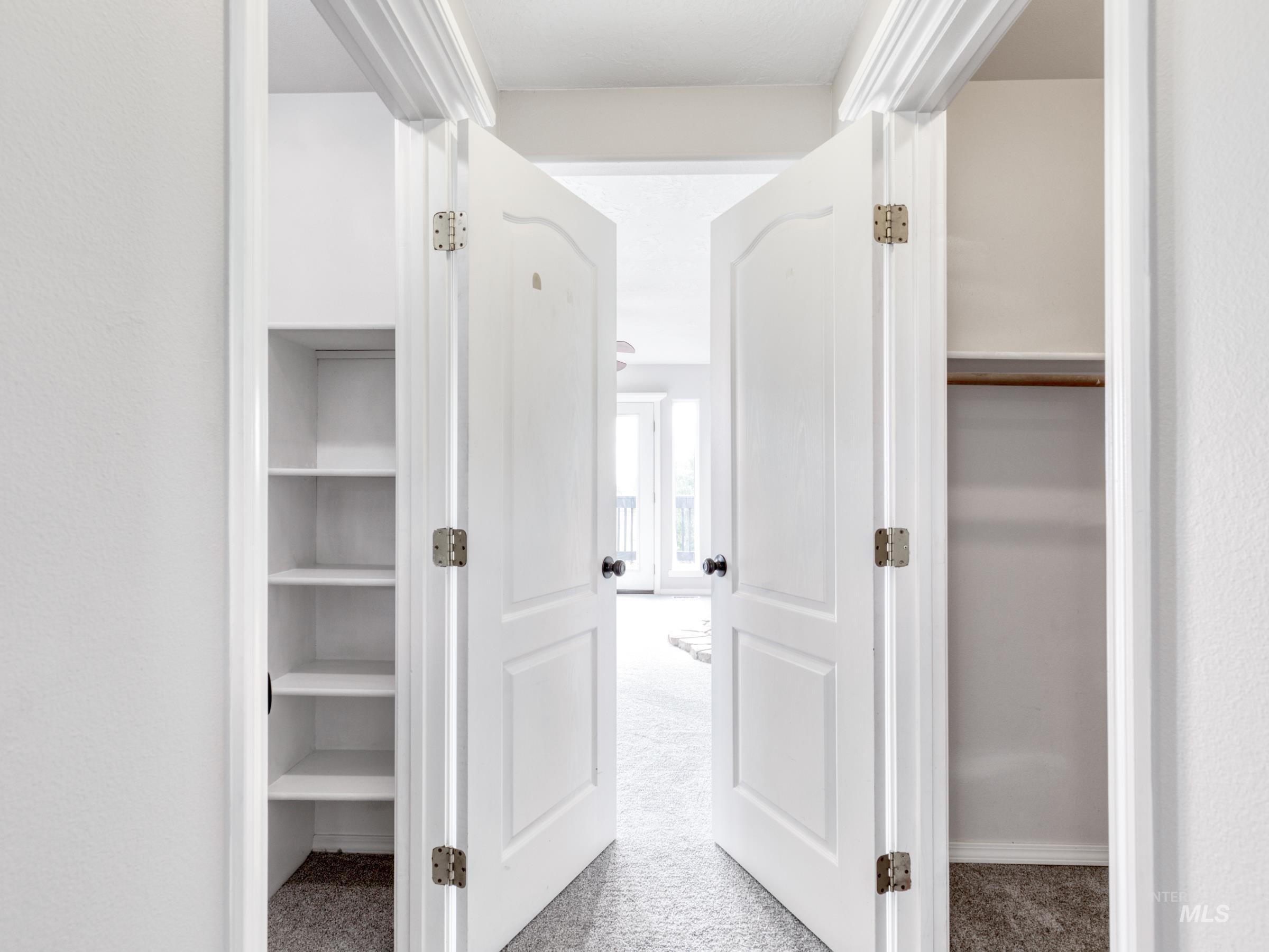 16277 Sand Hollow Rd, Caldwell, Idaho 83607, 6 Bedrooms, 3.5 Bathrooms, Residential For Sale, Price $849,000,MLS 98964843