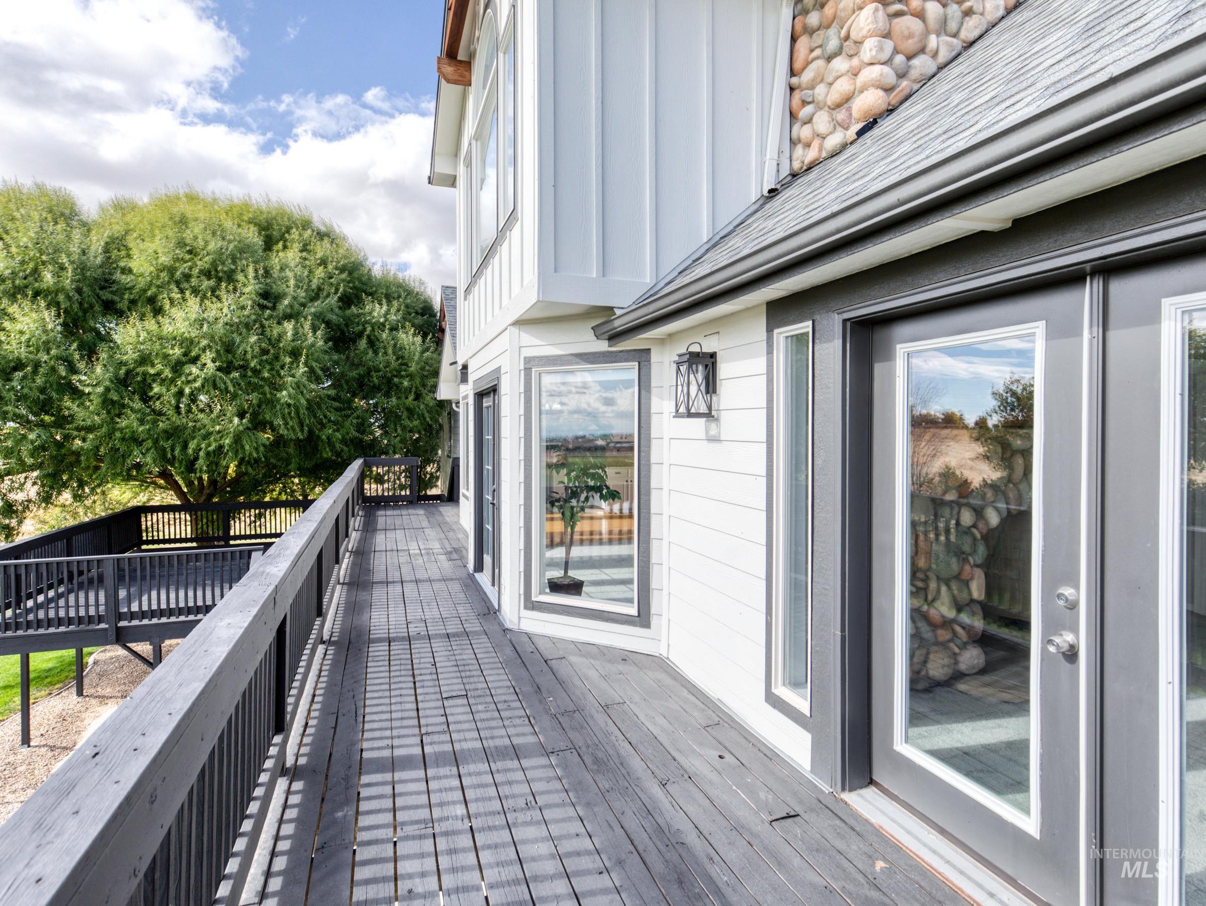 16277 Sand Hollow Rd, Caldwell, Idaho 83607, 6 Bedrooms, 3.5 Bathrooms, Residential For Sale, Price $849,000,MLS 98964843