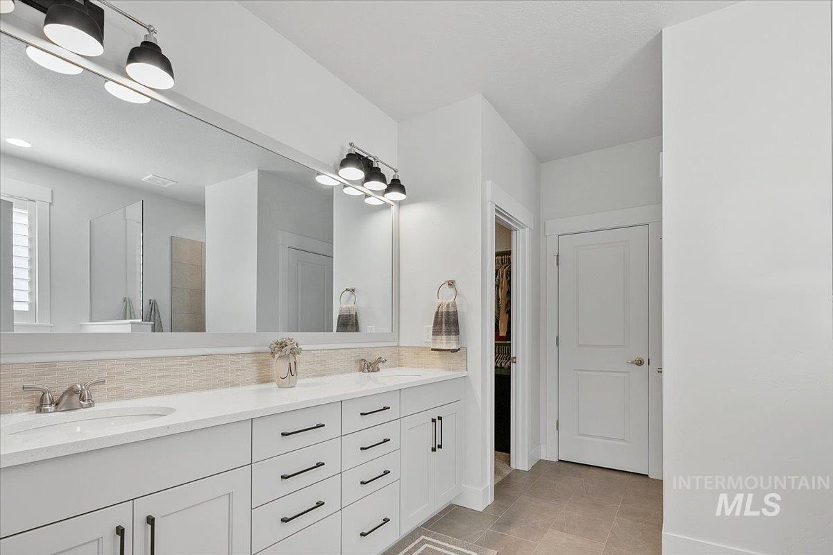 1685 Shoal Point Ave, Middleton, Idaho 83644, 4 Bedrooms, 2.5 Bathrooms, Residential For Sale, Price $649,900,MLS 98964865