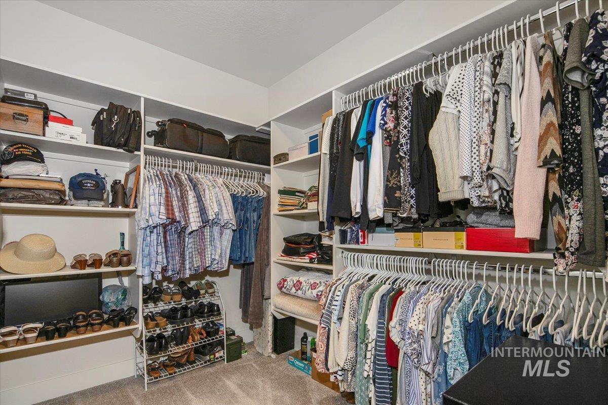 1685 Shoal Point Ave, Middleton, Idaho 83644, 4 Bedrooms, 2.5 Bathrooms, Residential For Sale, Price $649,900,MLS 98964865