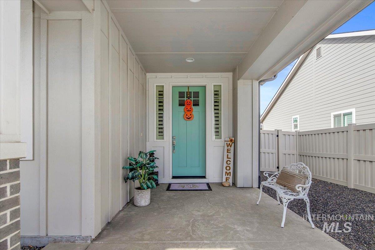 1685 Shoal Point Ave, Middleton, Idaho 83644, 4 Bedrooms, 2.5 Bathrooms, Residential For Sale, Price $649,900,MLS 98964865