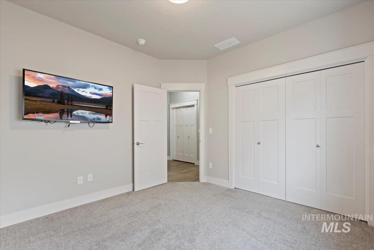 4531 S Lava Springs Loop, Nampa, Idaho 83686, 3 Bedrooms, 2 Bathrooms, Residential For Sale, Price $499,900,MLS 98964870