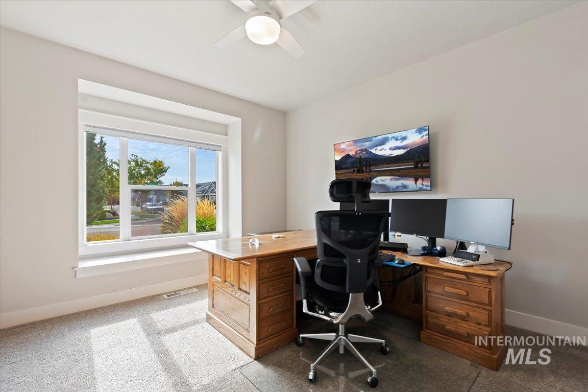 4531 S Lava Springs Loop, Nampa, Idaho 83686, 3 Bedrooms, 2 Bathrooms, Residential For Sale, Price $499,900,MLS 98964870