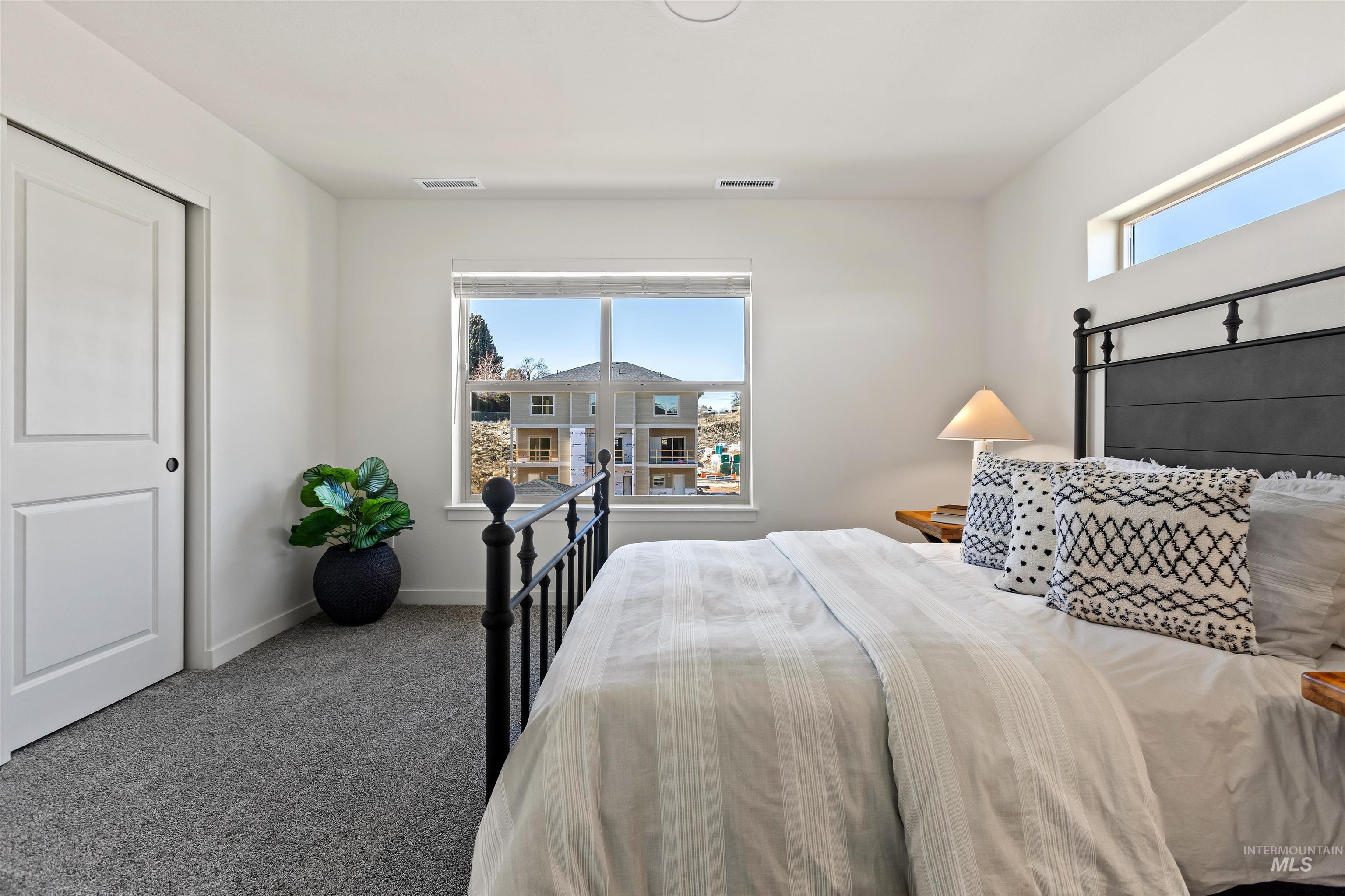 7439 W Swain Lane, Garden City, Idaho 83714, 3 Bedrooms, 3 Bathrooms, Residential For Sale, Price $439,000,MLS 98964874