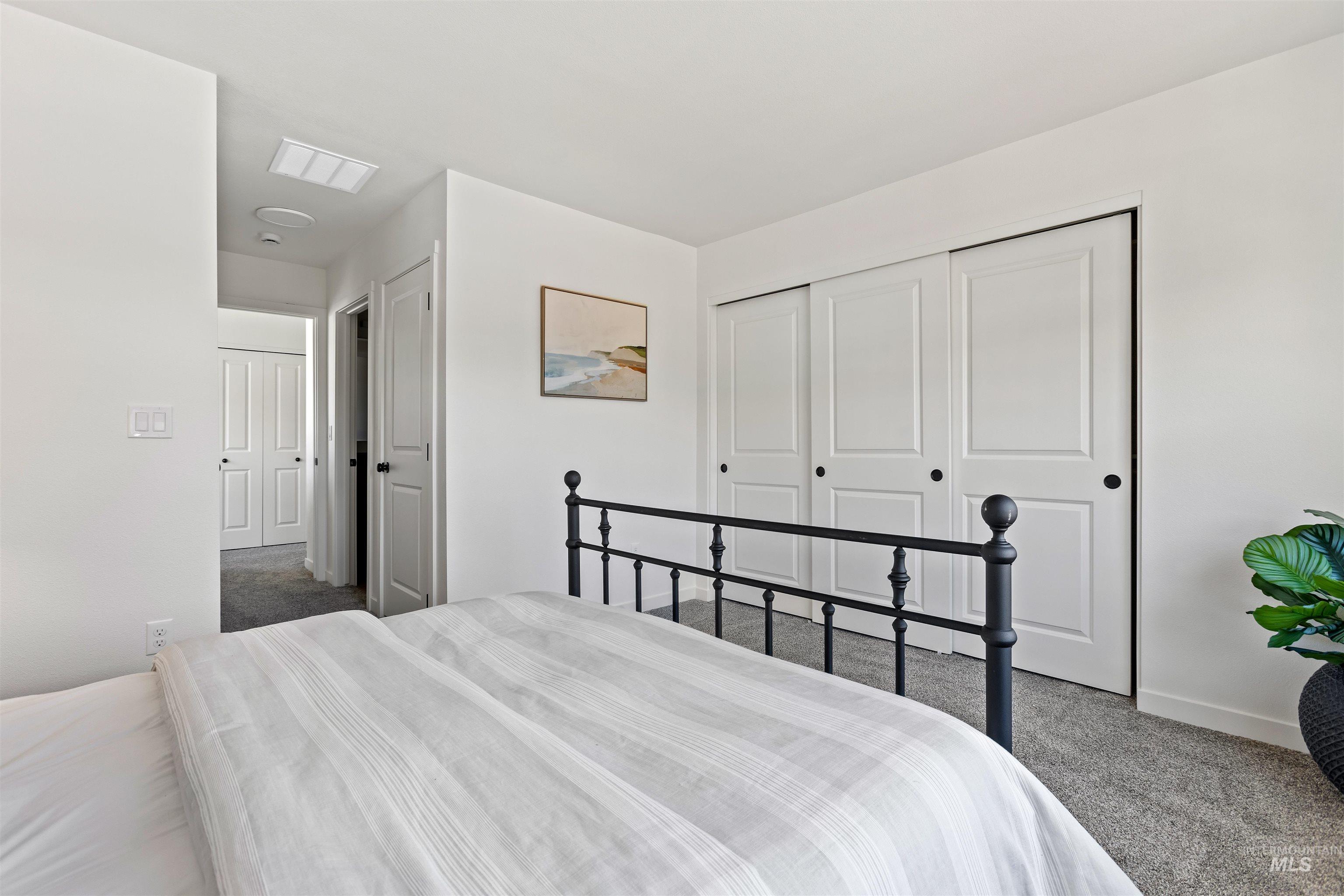 7439 W Swain Lane, Garden City, Idaho 83714, 3 Bedrooms, 3 Bathrooms, Residential For Sale, Price $439,000,MLS 98964874