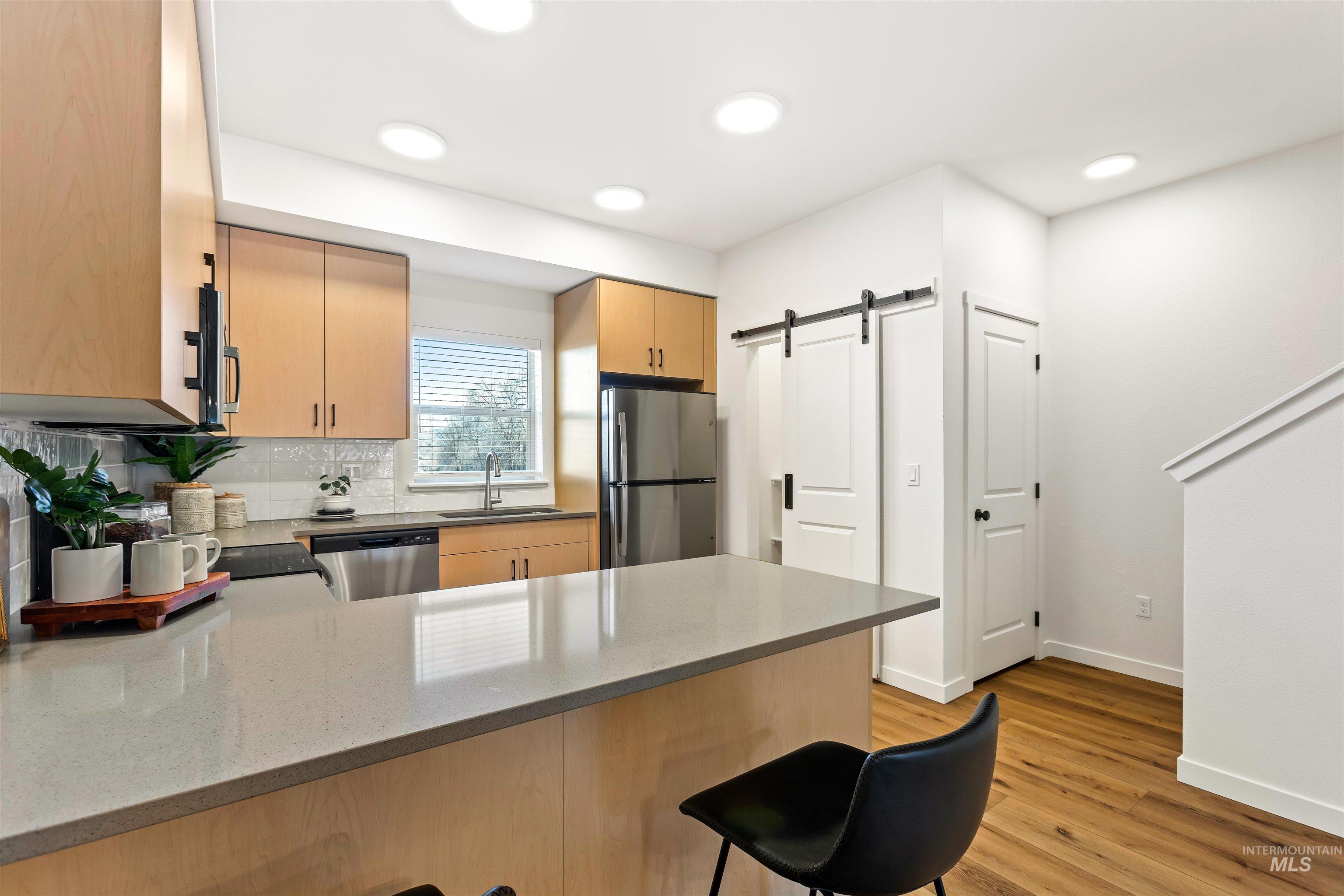 7427 W Swain Lane, Garden City, Idaho 83714, 2 Bedrooms, 2 Bathrooms, Residential For Sale, Price $399,900,MLS 98964875