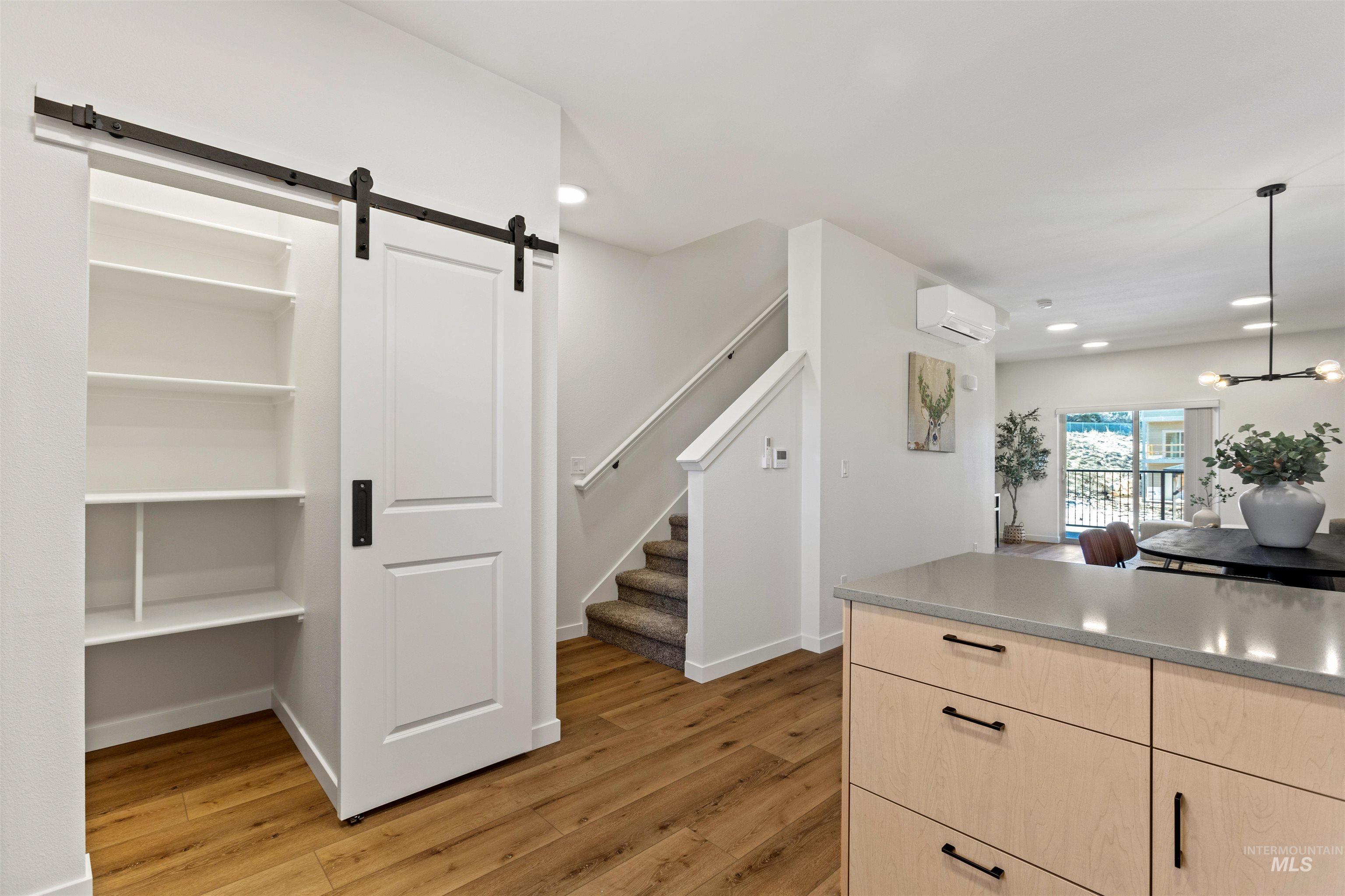 7427 W Swain Lane, Garden City, Idaho 83714, 2 Bedrooms, 2 Bathrooms, Residential For Sale, Price $399,900,MLS 98964875