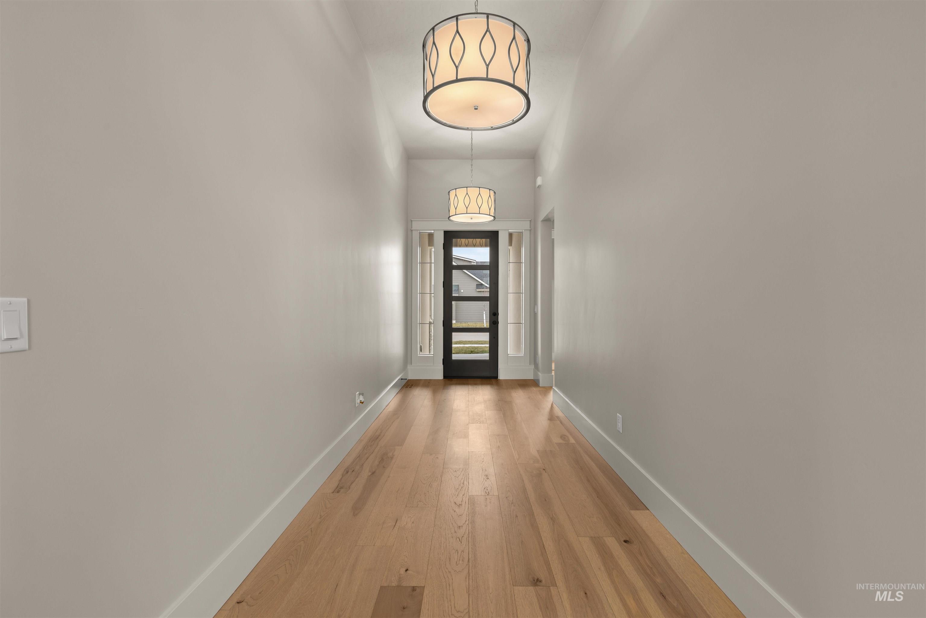 6844 S Messner Way, Meridian, Idaho 83642, 4 Bedrooms, 3.5 Bathrooms, Residential For Sale, Price $999,777,MLS 98964882