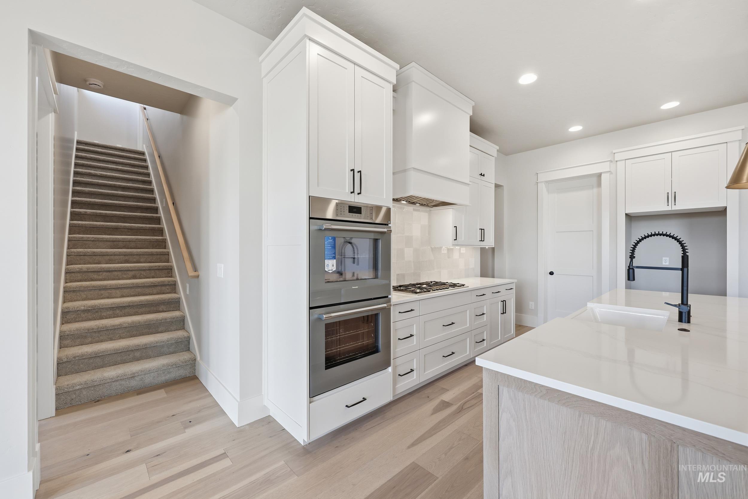 6844 S Messner Way, Meridian, Idaho 83642, 4 Bedrooms, 3.5 Bathrooms, Residential For Sale, Price $999,777,MLS 98964882