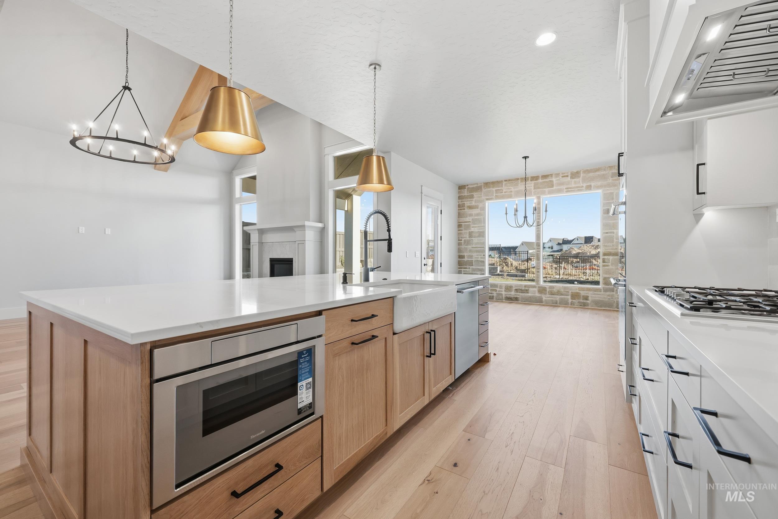 6844 S Messner Way, Meridian, Idaho 83642, 4 Bedrooms, 3.5 Bathrooms, Residential For Sale, Price $999,777,MLS 98964882