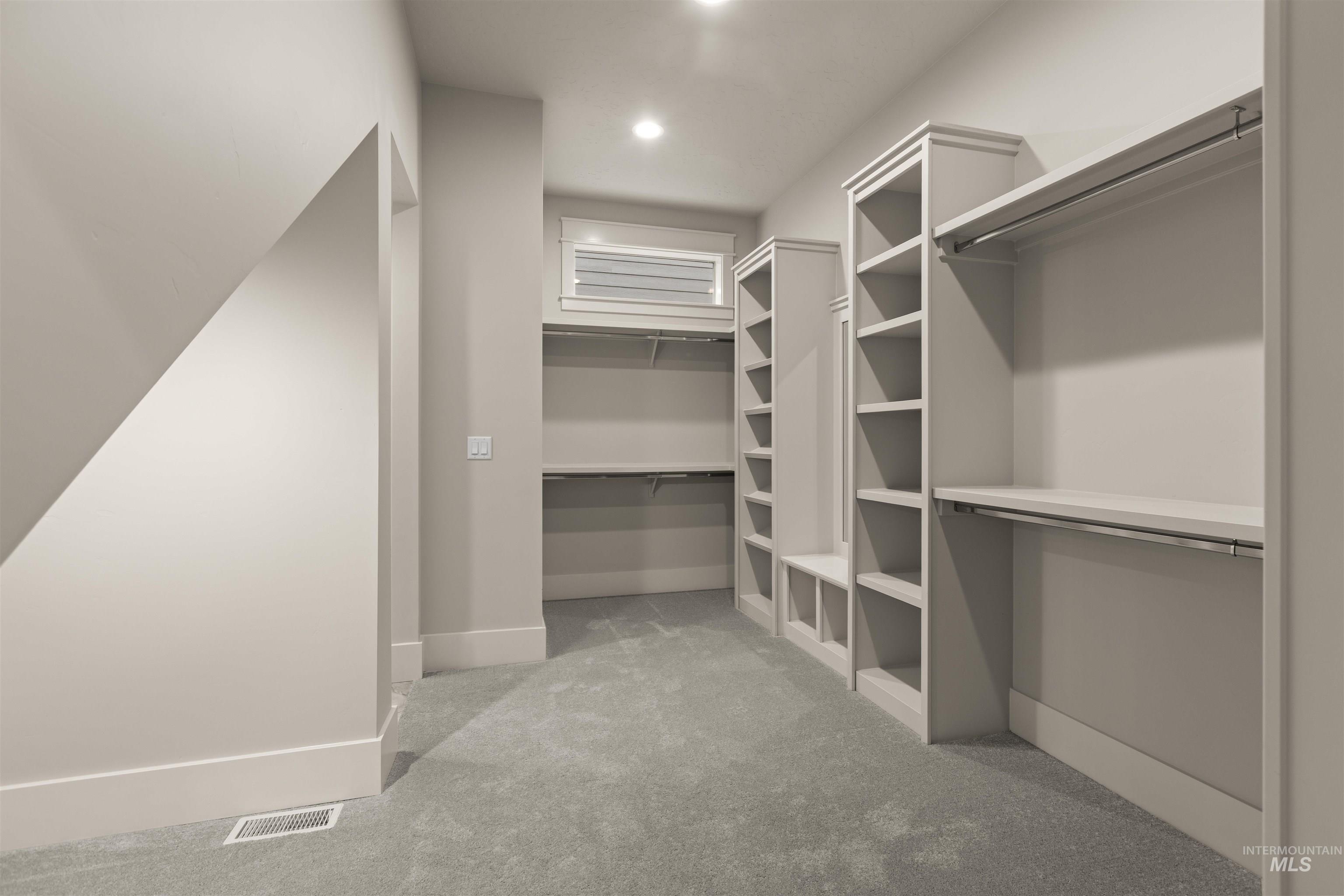 6844 S Messner Way, Meridian, Idaho 83642, 4 Bedrooms, 3.5 Bathrooms, Residential For Sale, Price $999,777,MLS 98964882