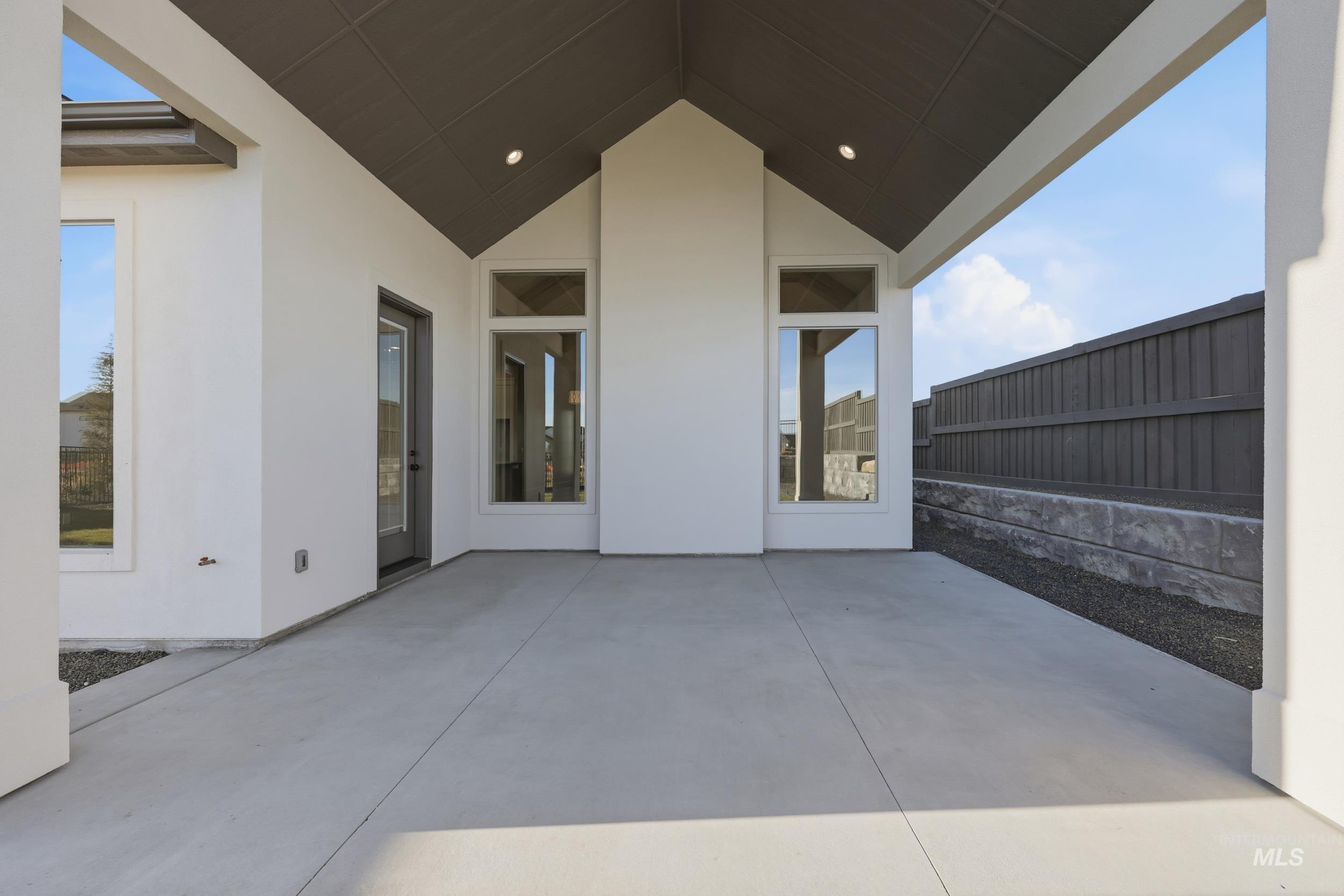 6844 S Messner Way, Meridian, Idaho 83642, 4 Bedrooms, 3.5 Bathrooms, Residential For Sale, Price $999,777,MLS 98964882