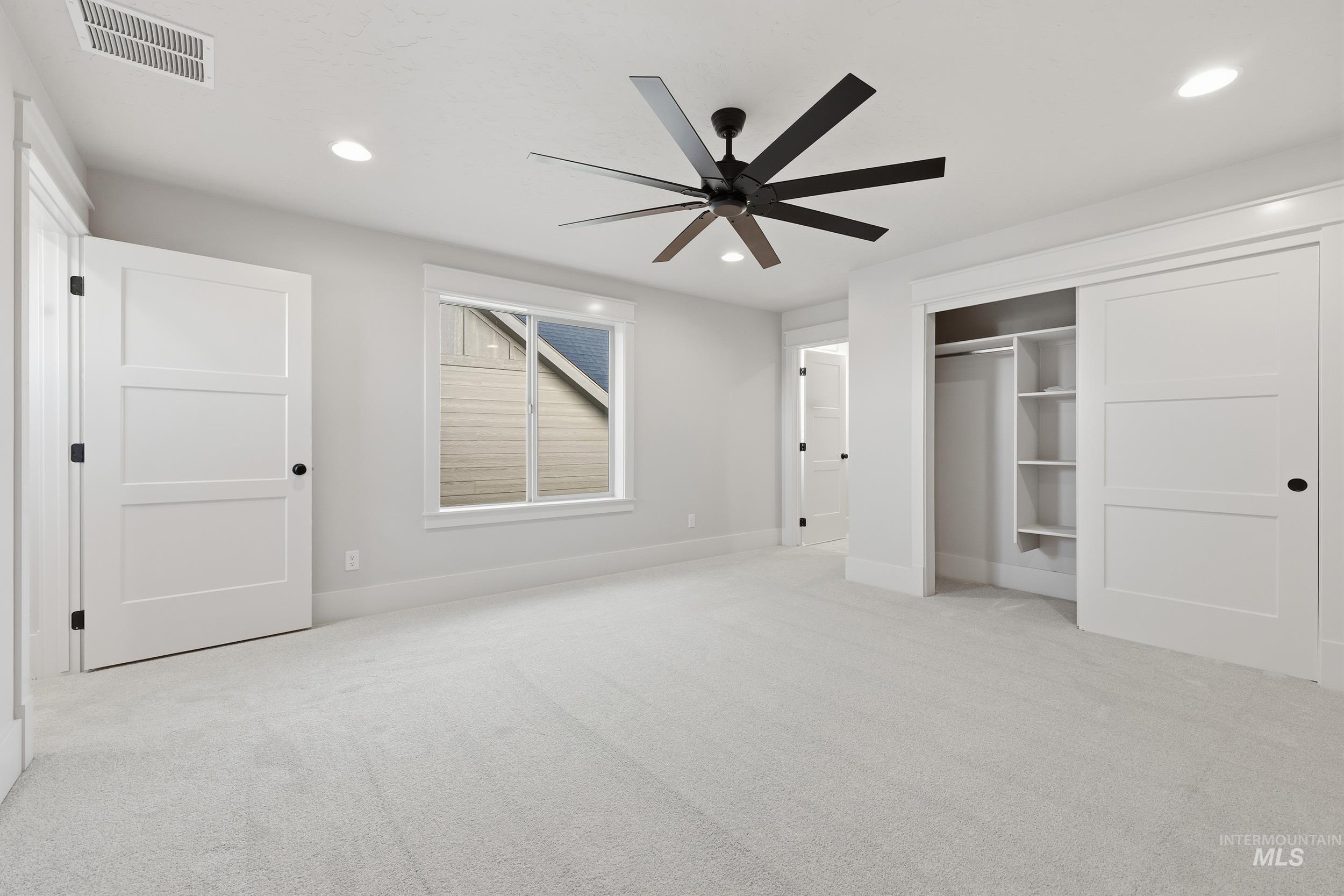 6844 S Messner Way, Meridian, Idaho 83642, 4 Bedrooms, 3.5 Bathrooms, Residential For Sale, Price $999,777,MLS 98964882