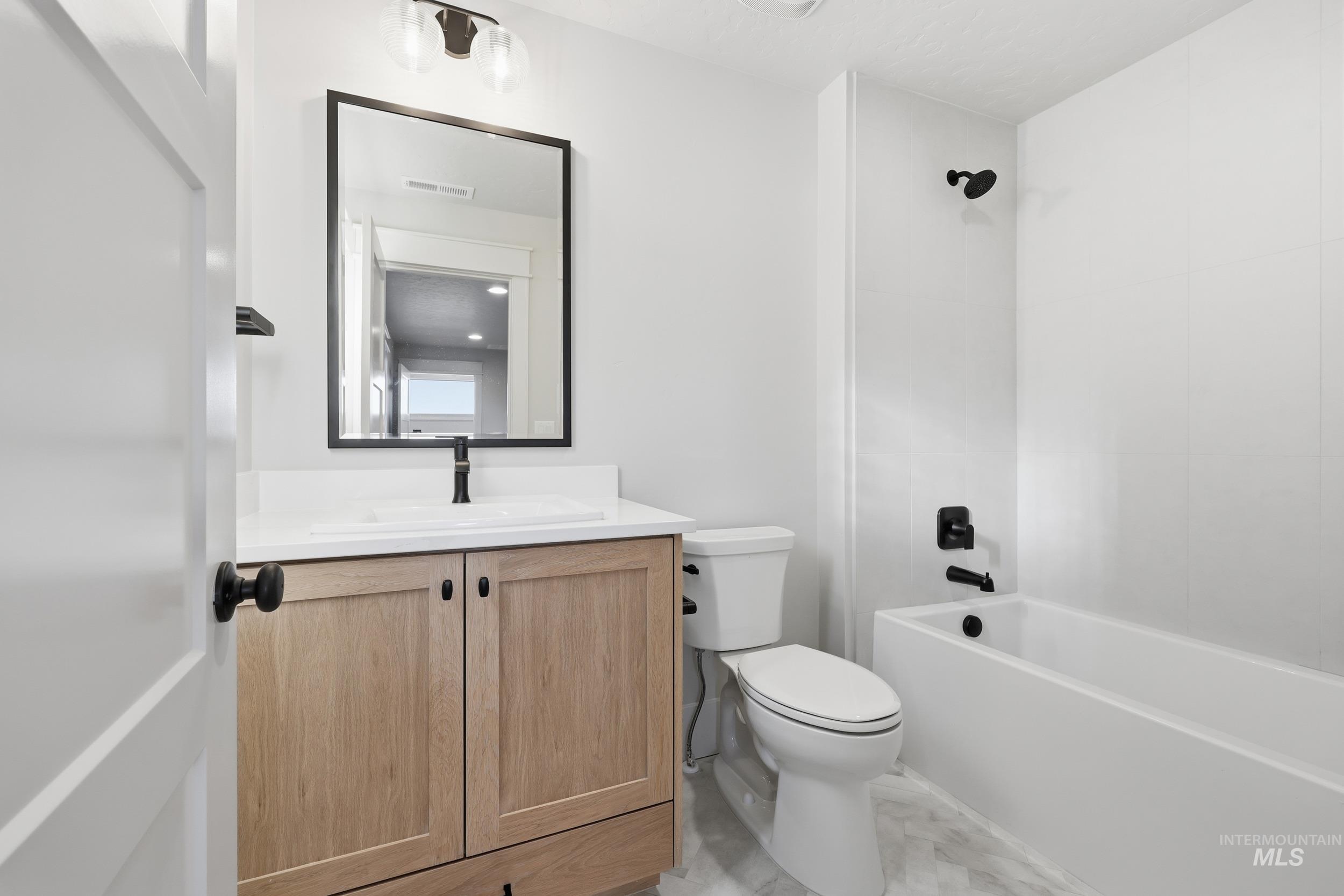 6844 S Messner Way, Meridian, Idaho 83642, 4 Bedrooms, 3.5 Bathrooms, Residential For Sale, Price $999,777,MLS 98964882