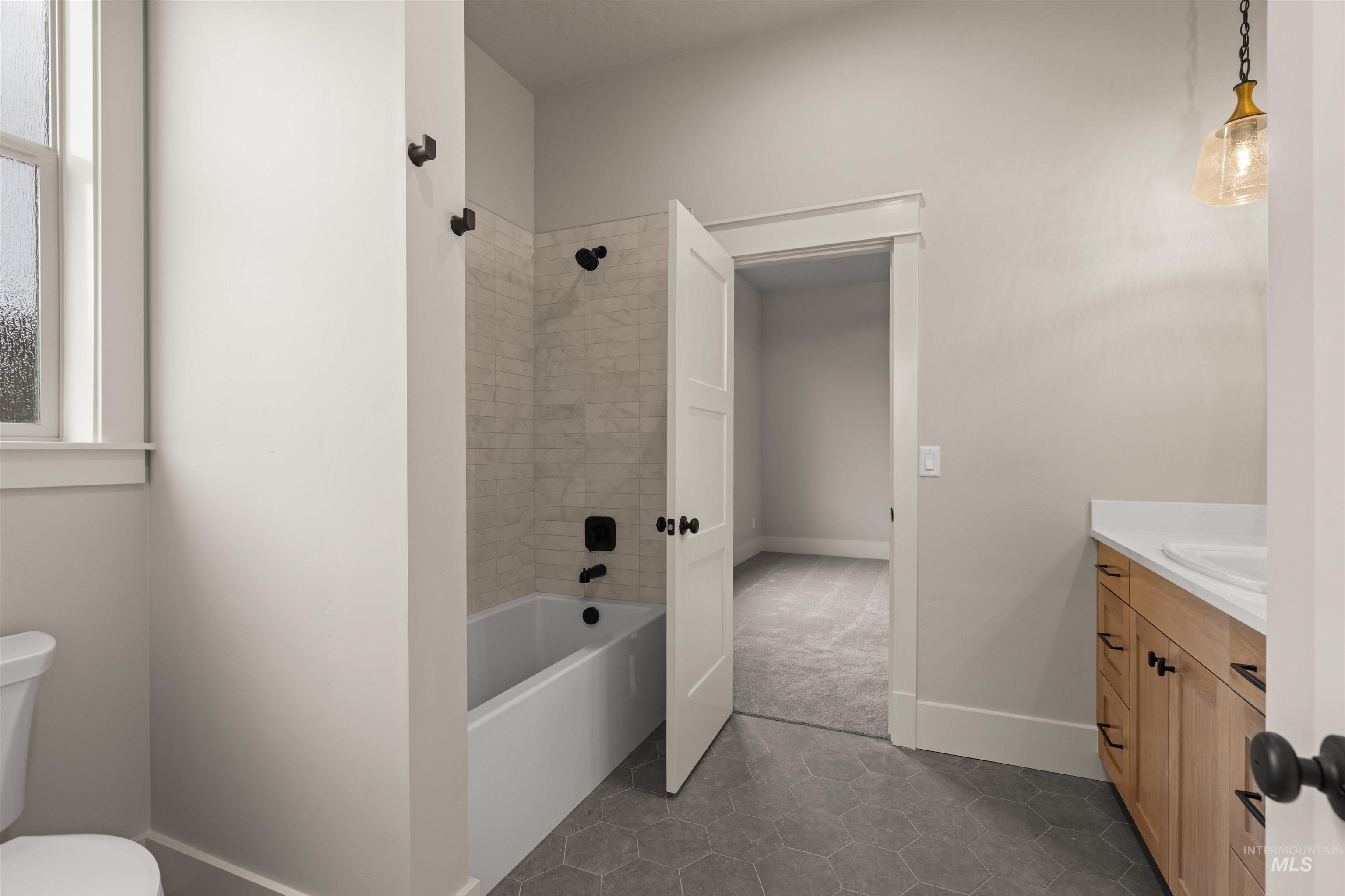 6844 S Messner Way, Meridian, Idaho 83642, 4 Bedrooms, 3.5 Bathrooms, Residential For Sale, Price $999,777,MLS 98964882