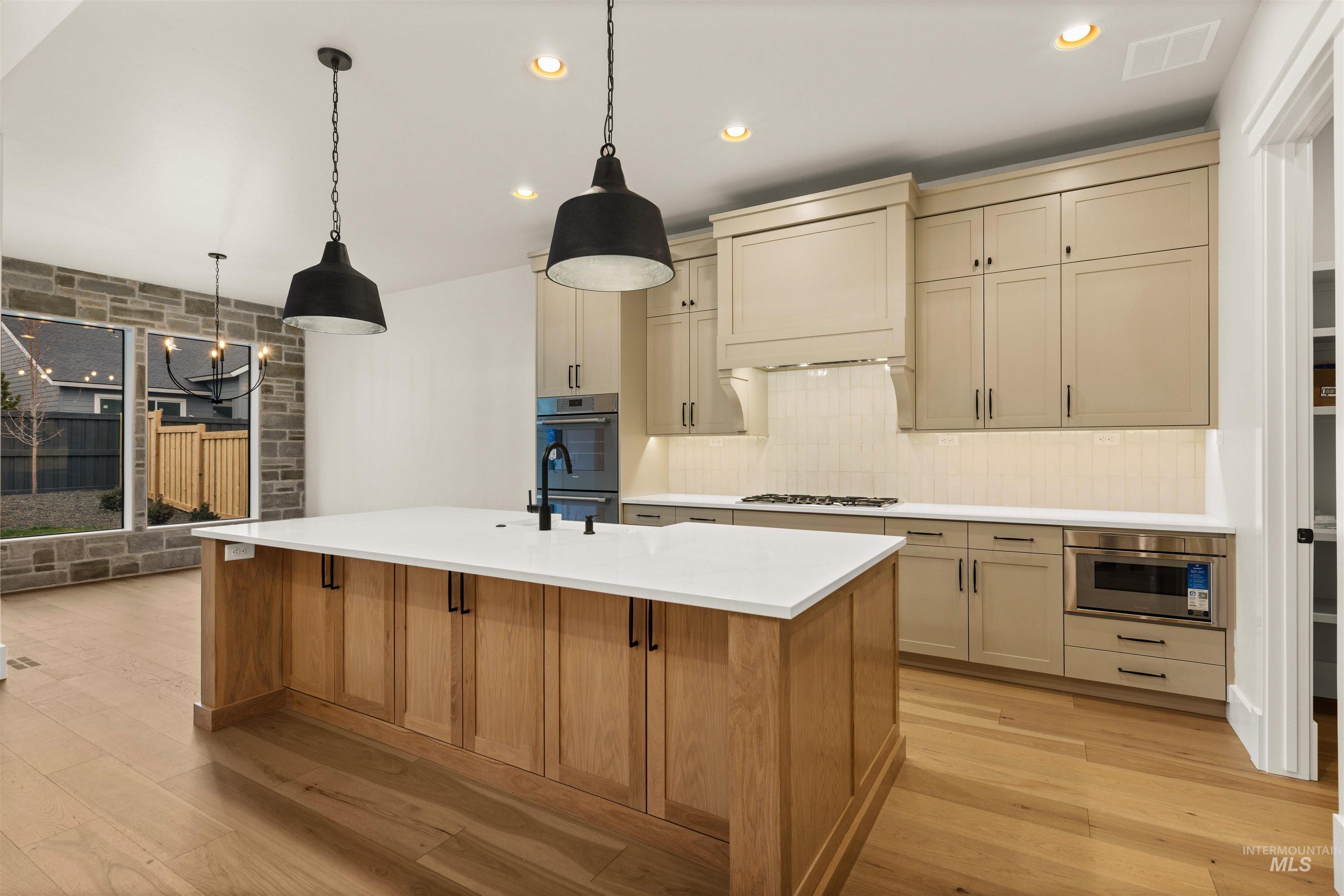 1048 E Escalation St, Meridian, Idaho 83642, 3 Bedrooms, 2.5 Bathrooms, Residential For Sale, Price $679,777,MLS 98964883