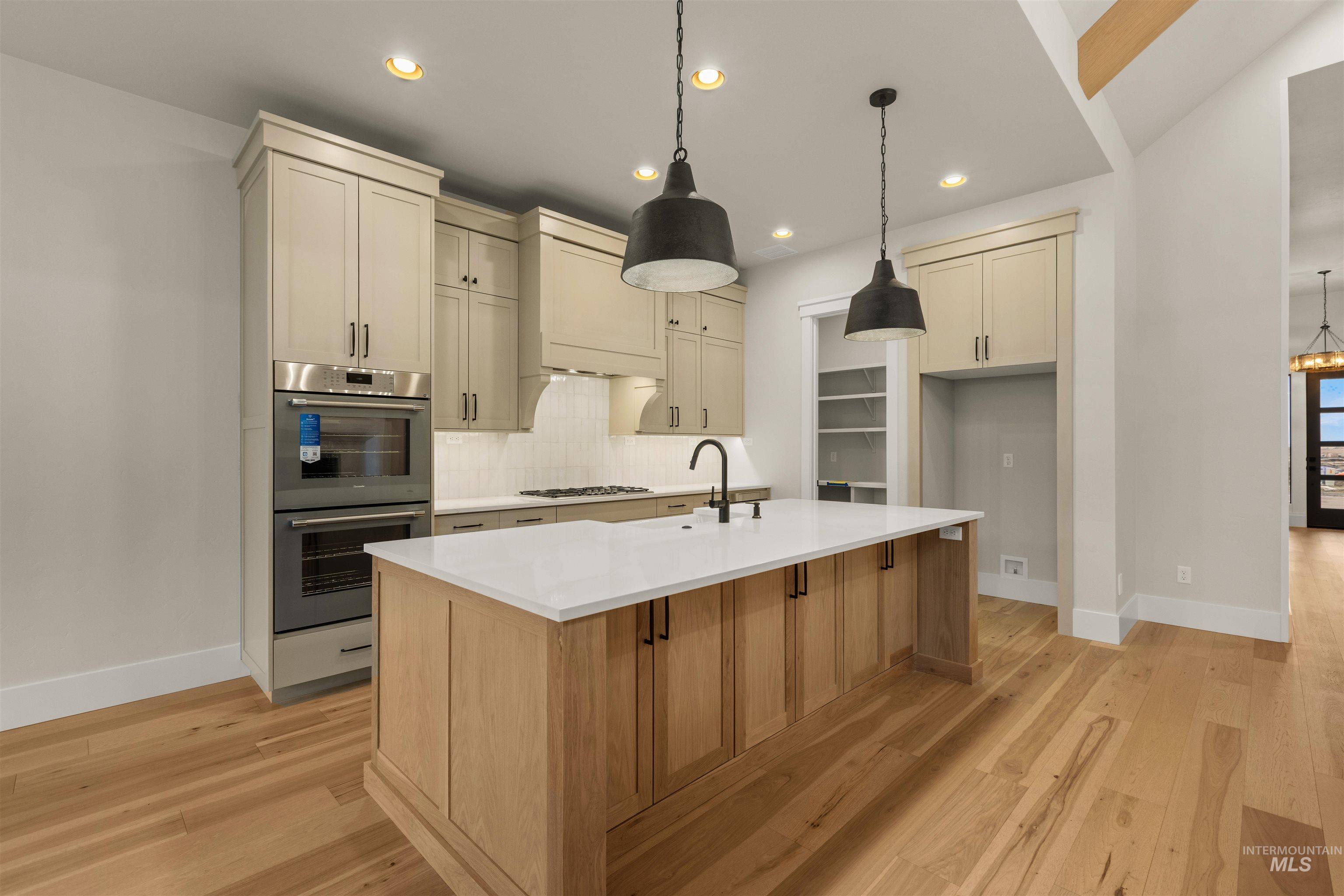 1048 E Escalation St, Meridian, Idaho 83642, 3 Bedrooms, 2.5 Bathrooms, Residential For Sale, Price $679,777,MLS 98964883