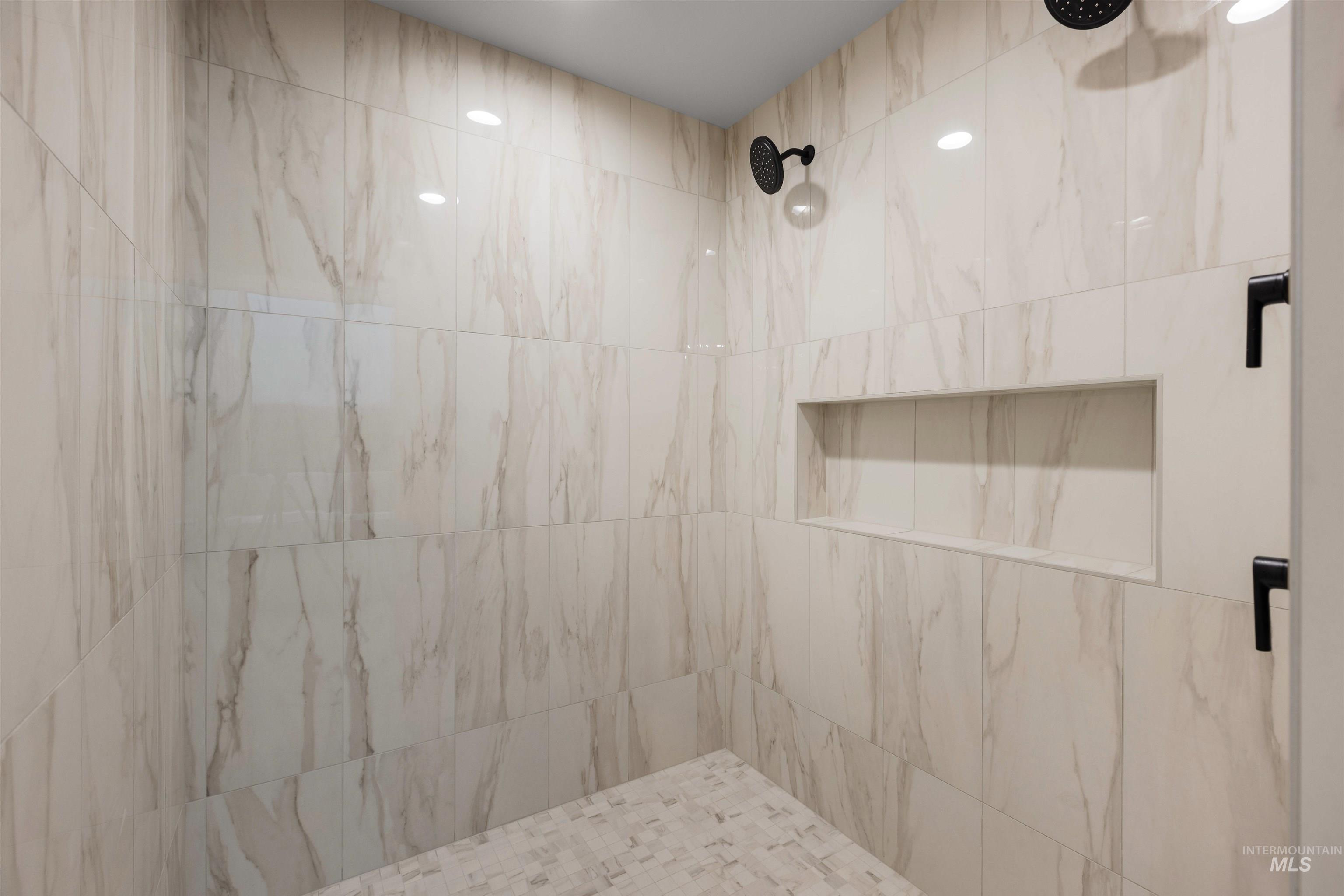 1048 E Escalation St, Meridian, Idaho 83642, 3 Bedrooms, 2.5 Bathrooms, Residential For Sale, Price $679,777,MLS 98964883