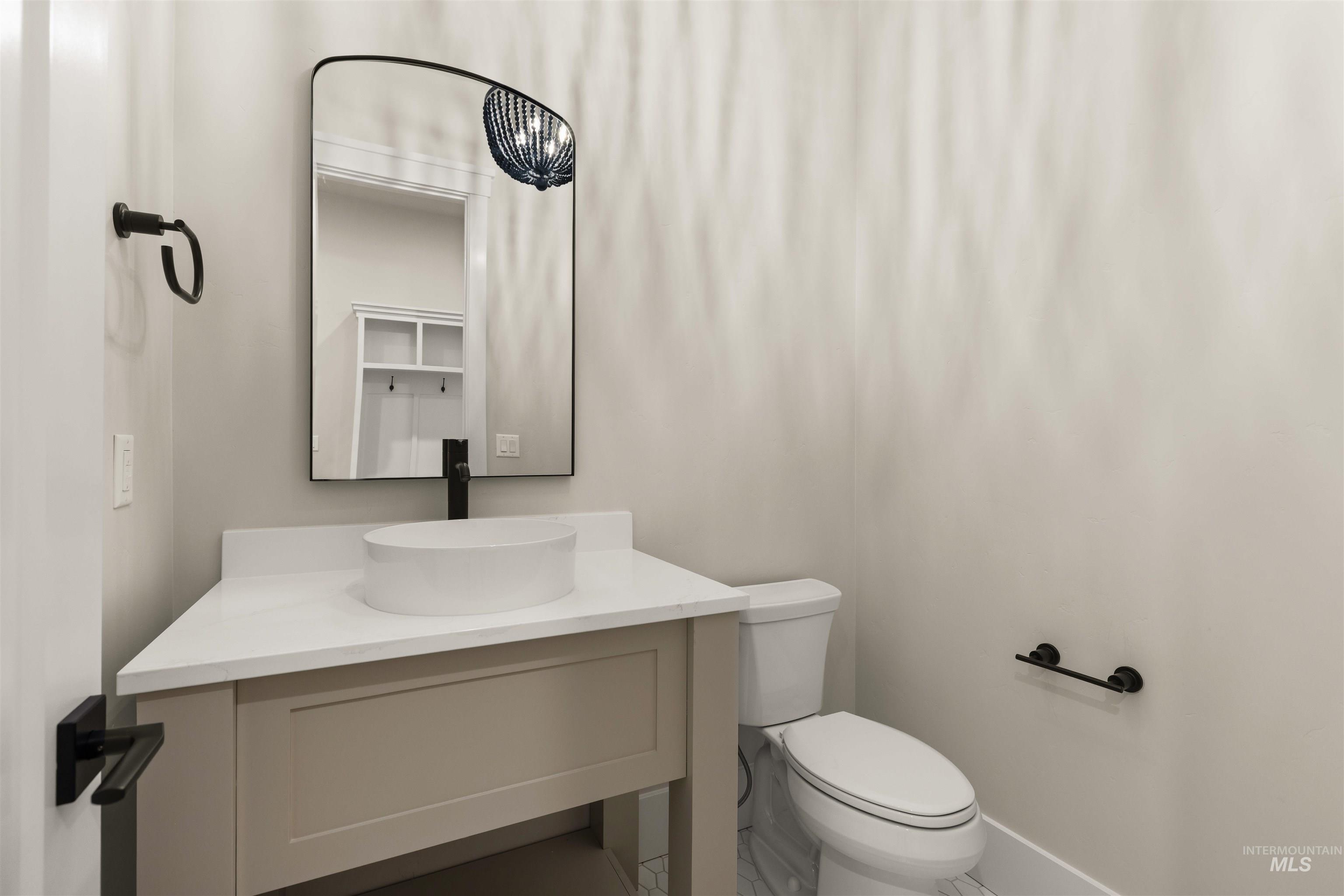 1048 E Escalation St, Meridian, Idaho 83642, 3 Bedrooms, 2.5 Bathrooms, Residential For Sale, Price $679,777,MLS 98964883