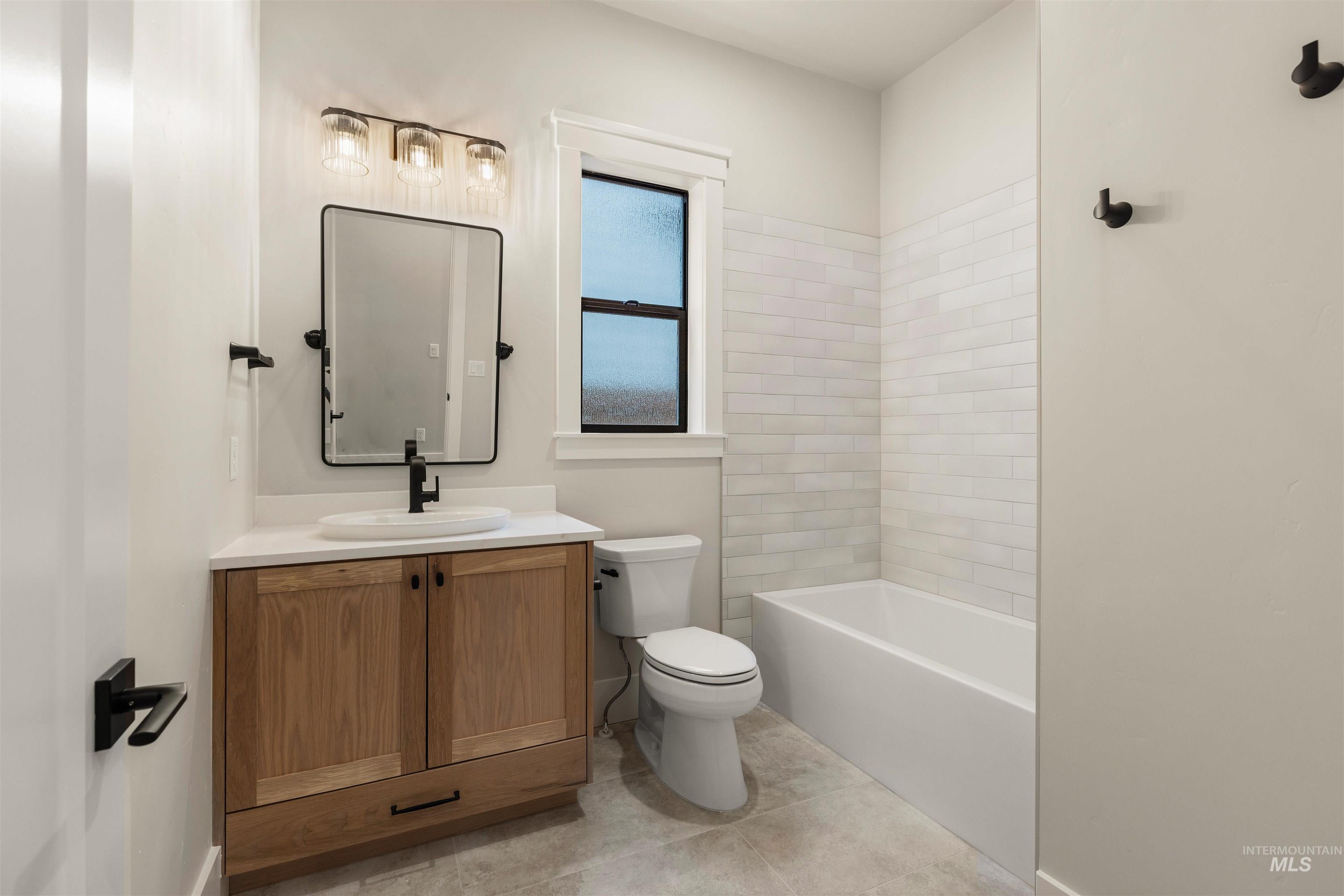 1048 E Escalation St, Meridian, Idaho 83642, 3 Bedrooms, 2.5 Bathrooms, Residential For Sale, Price $679,777,MLS 98964883